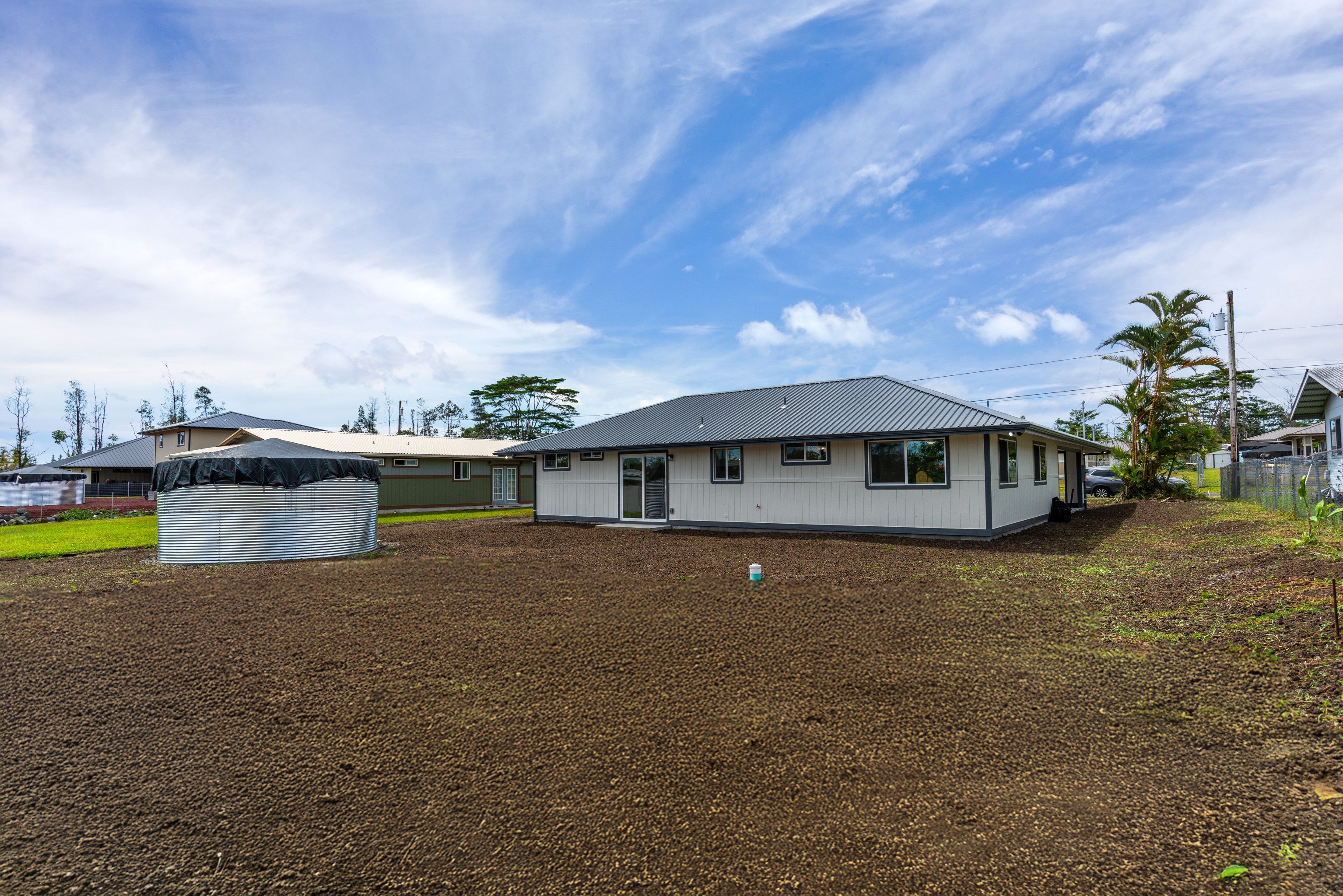 16-2083 MAUNA KEA DR