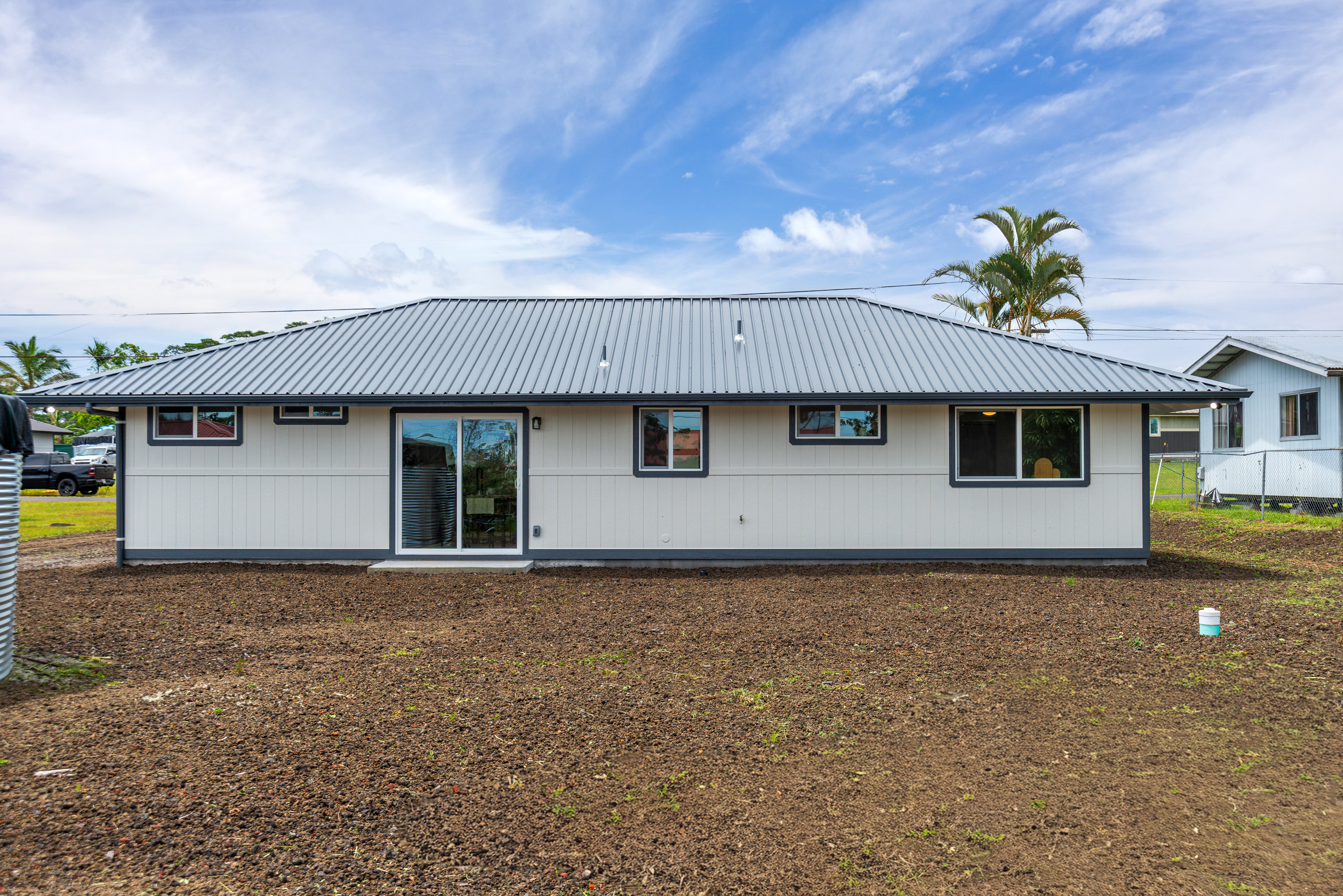 16-2083 MAUNA KEA DR