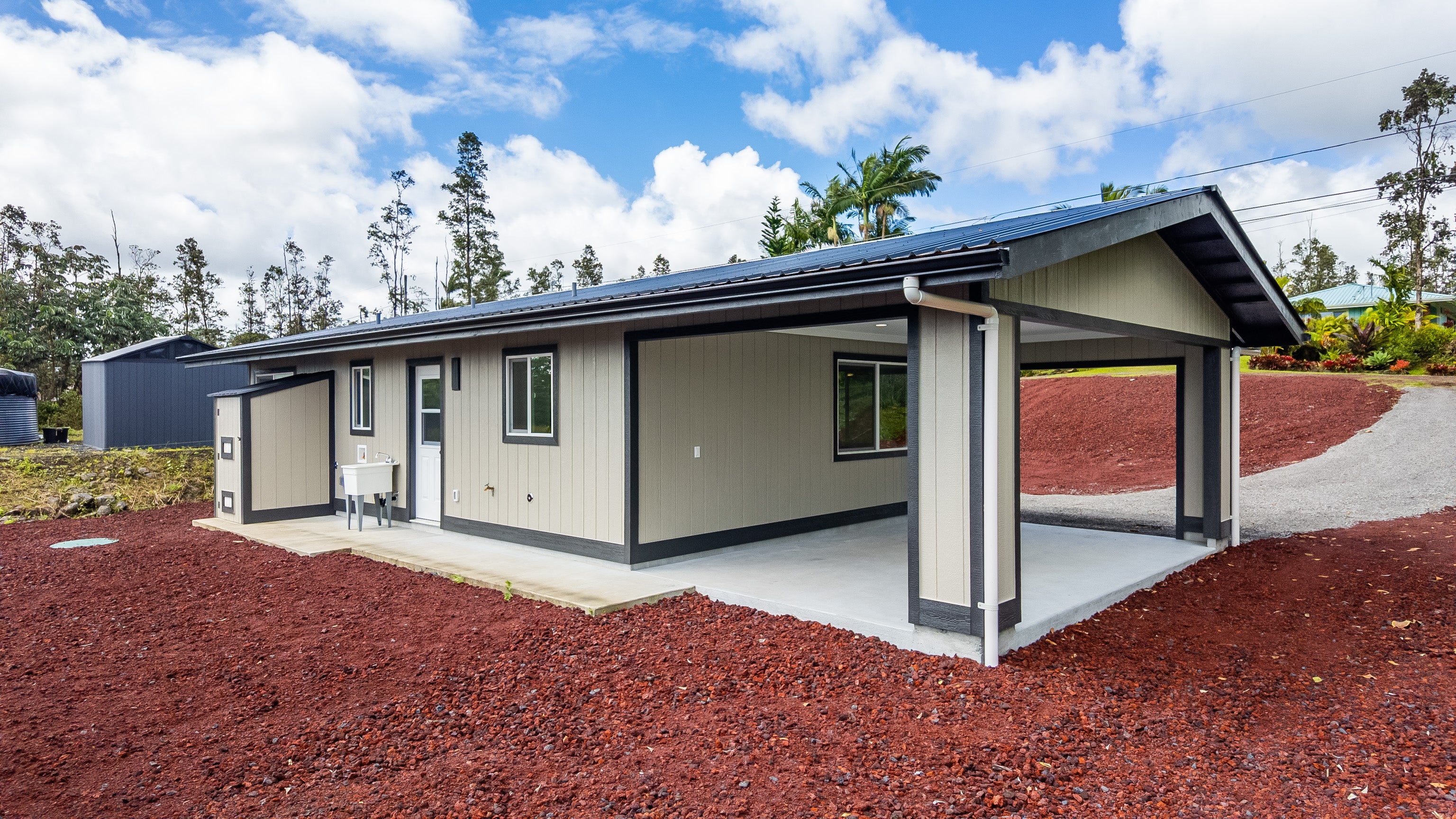 16-2051 PUKALANI DR