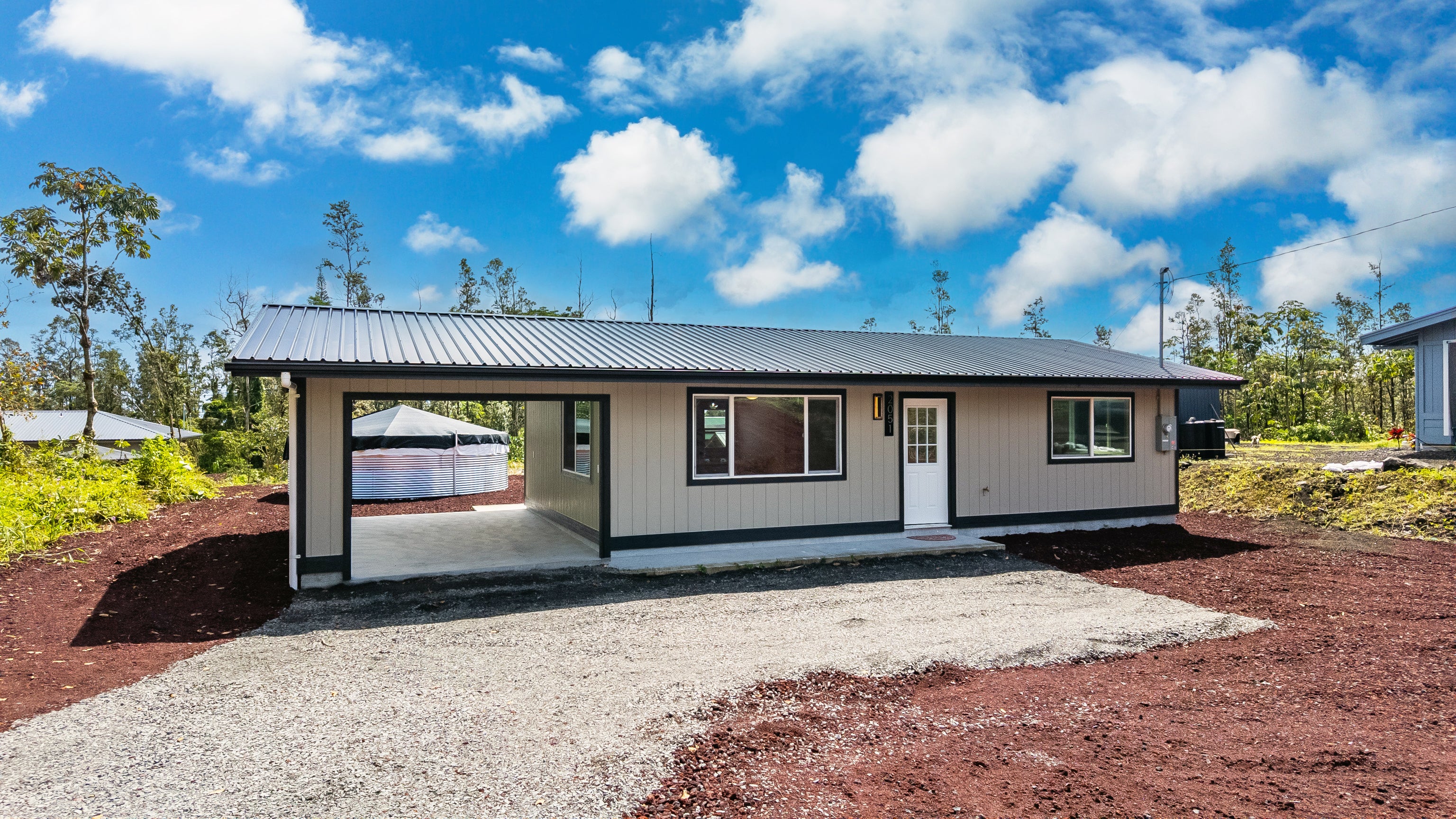 16-2051 PUKALANI DR