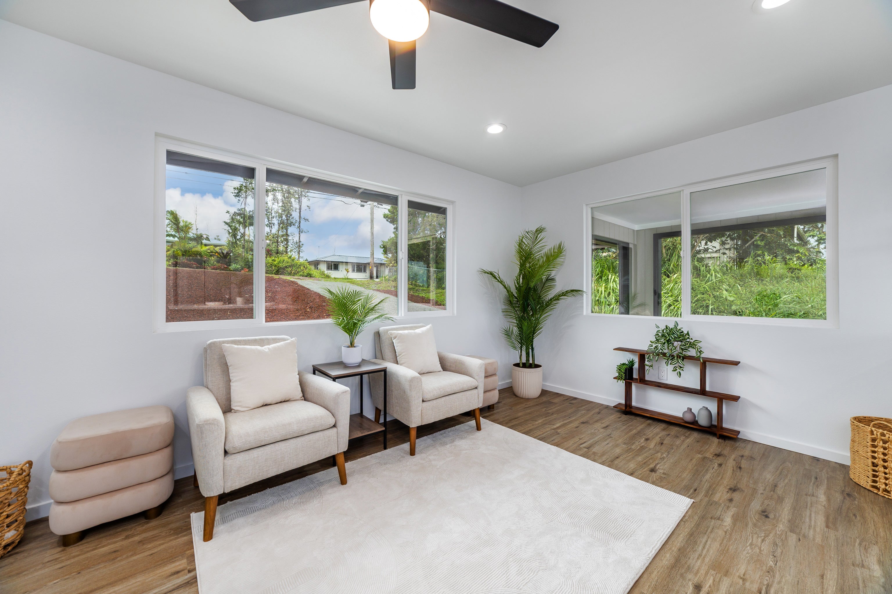 16-2051 PUKALANI DR