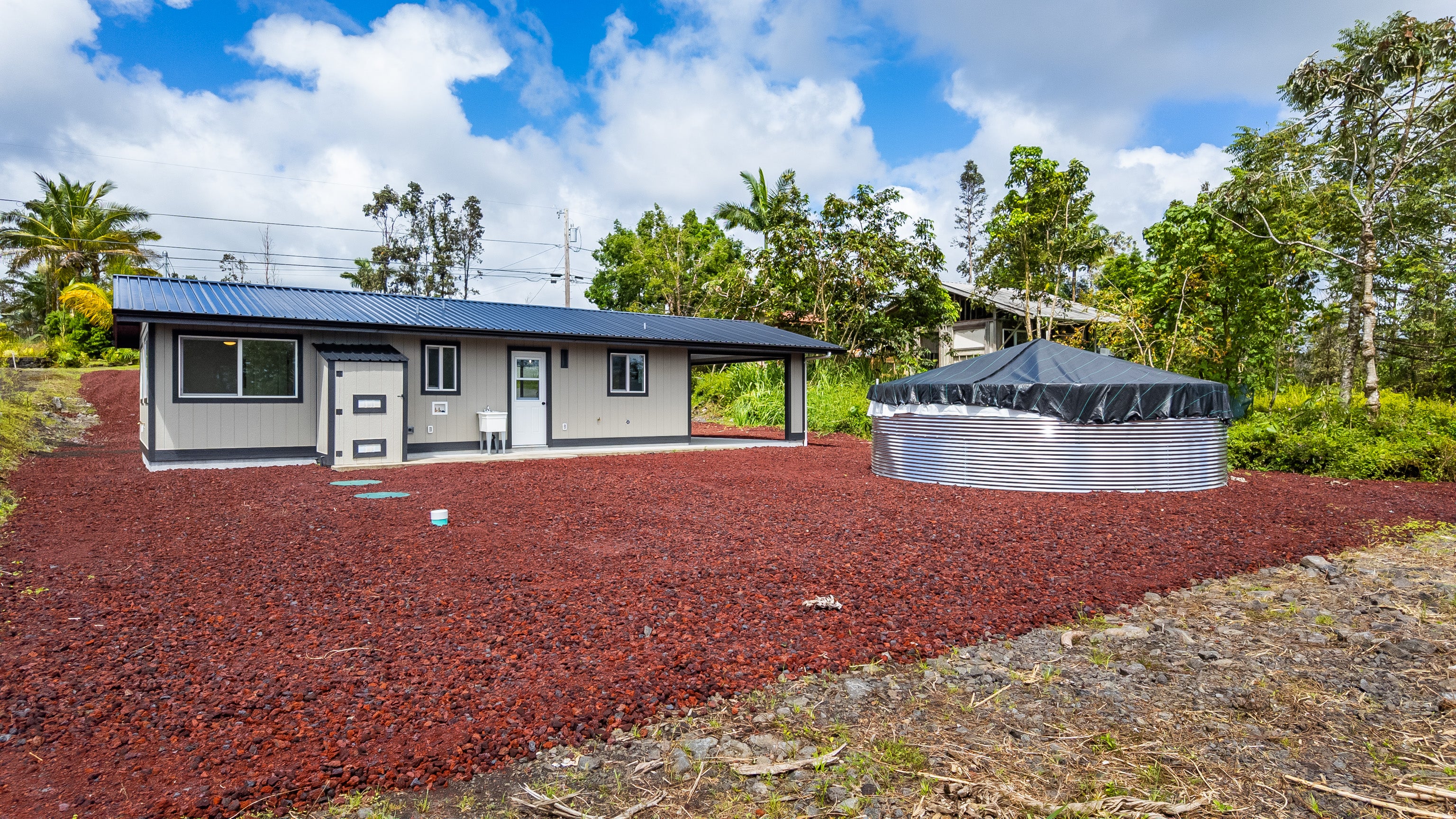 16-2051 PUKALANI DR