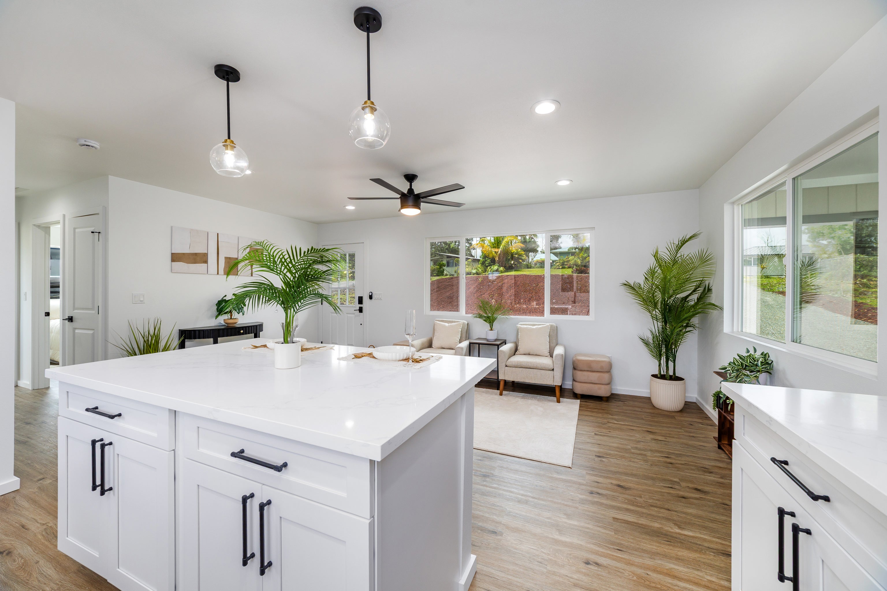 16-2051 PUKALANI DR
