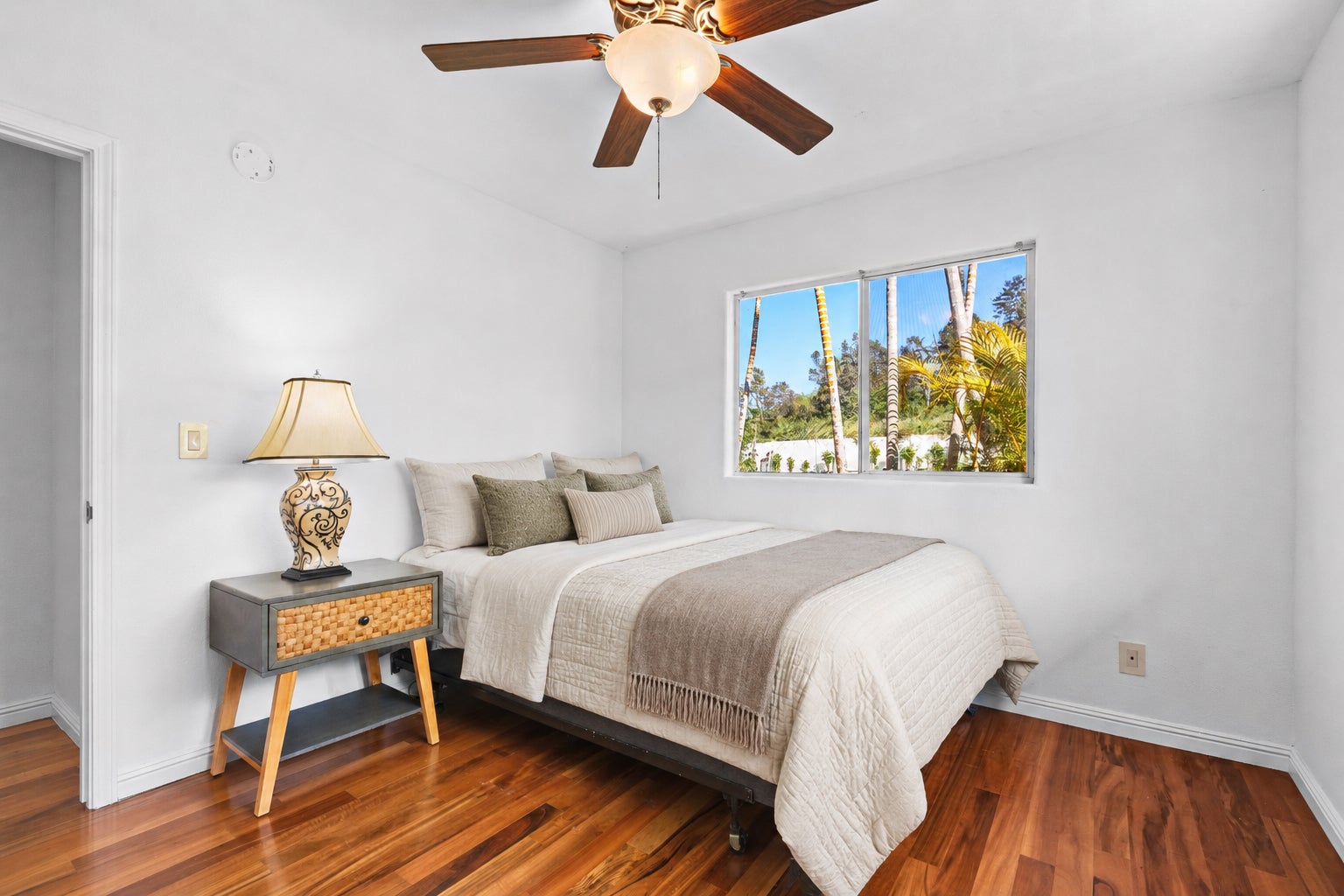 75-1069-A KAMALANI ST