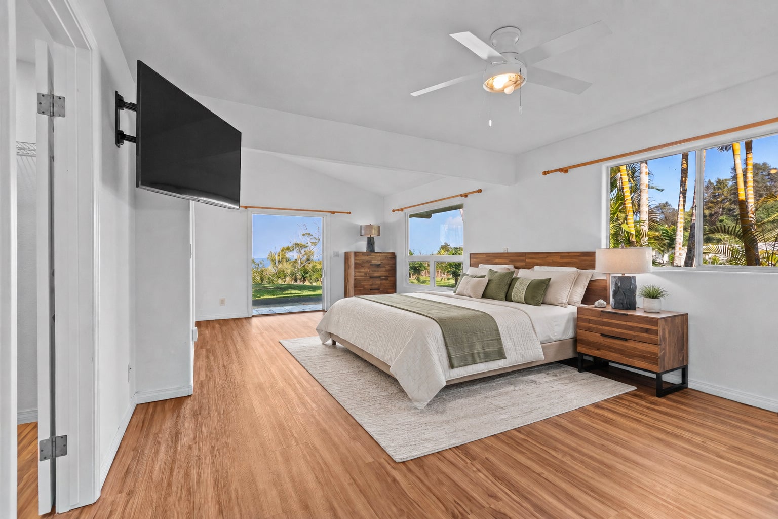 75-1069-A KAMALANI ST