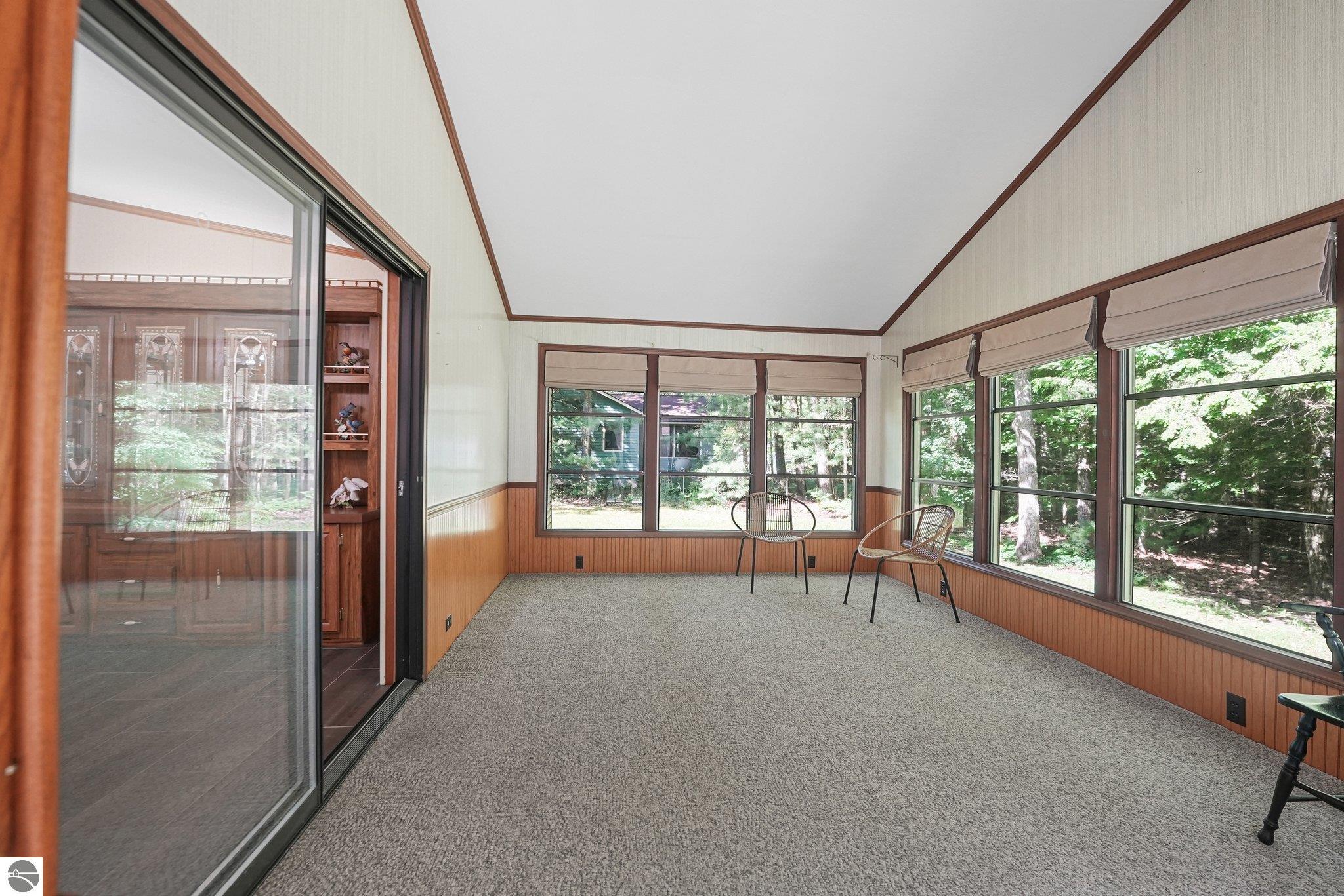 13035 N Forest Beach Shores