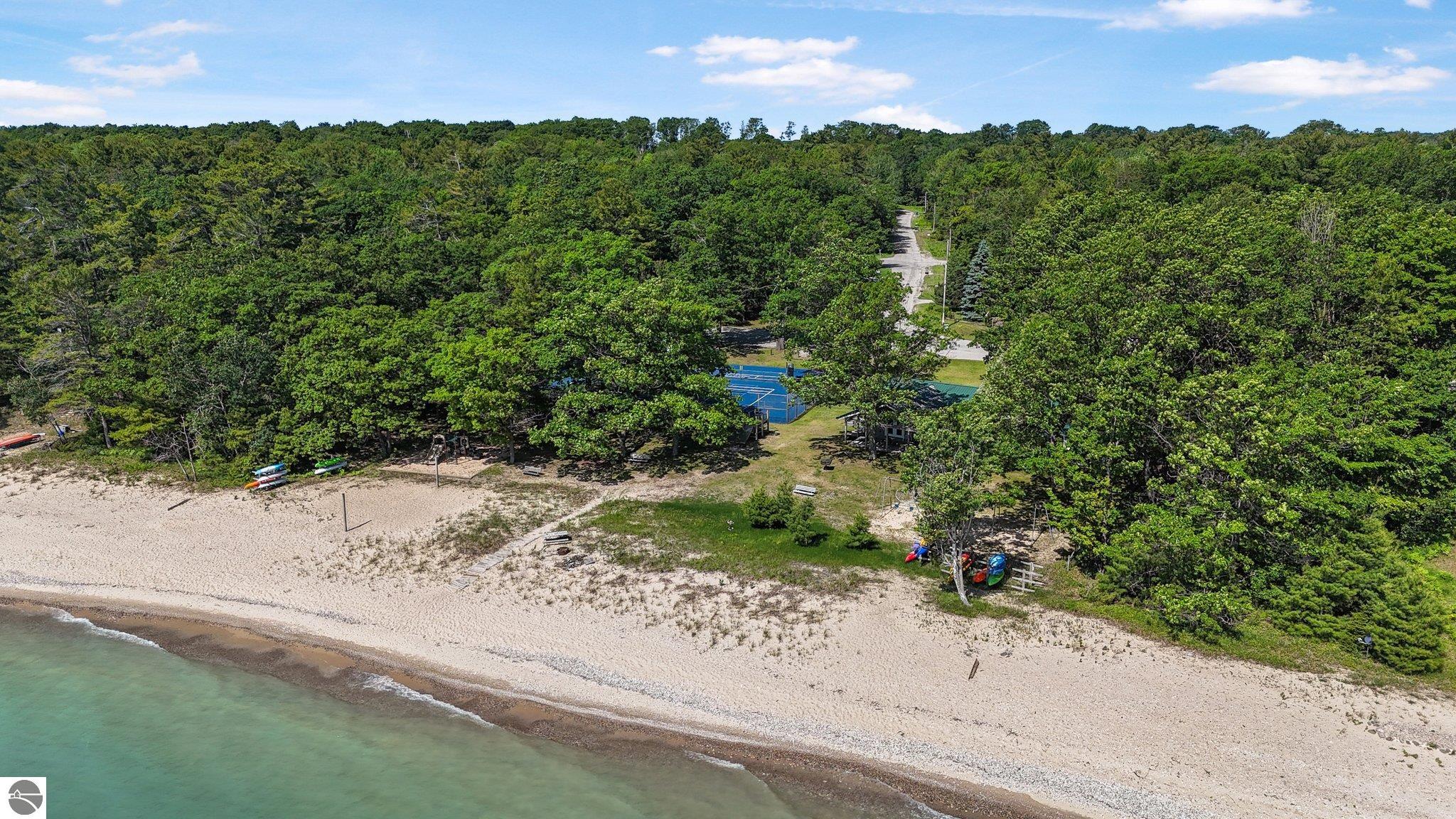 13035 N Forest Beach Shores