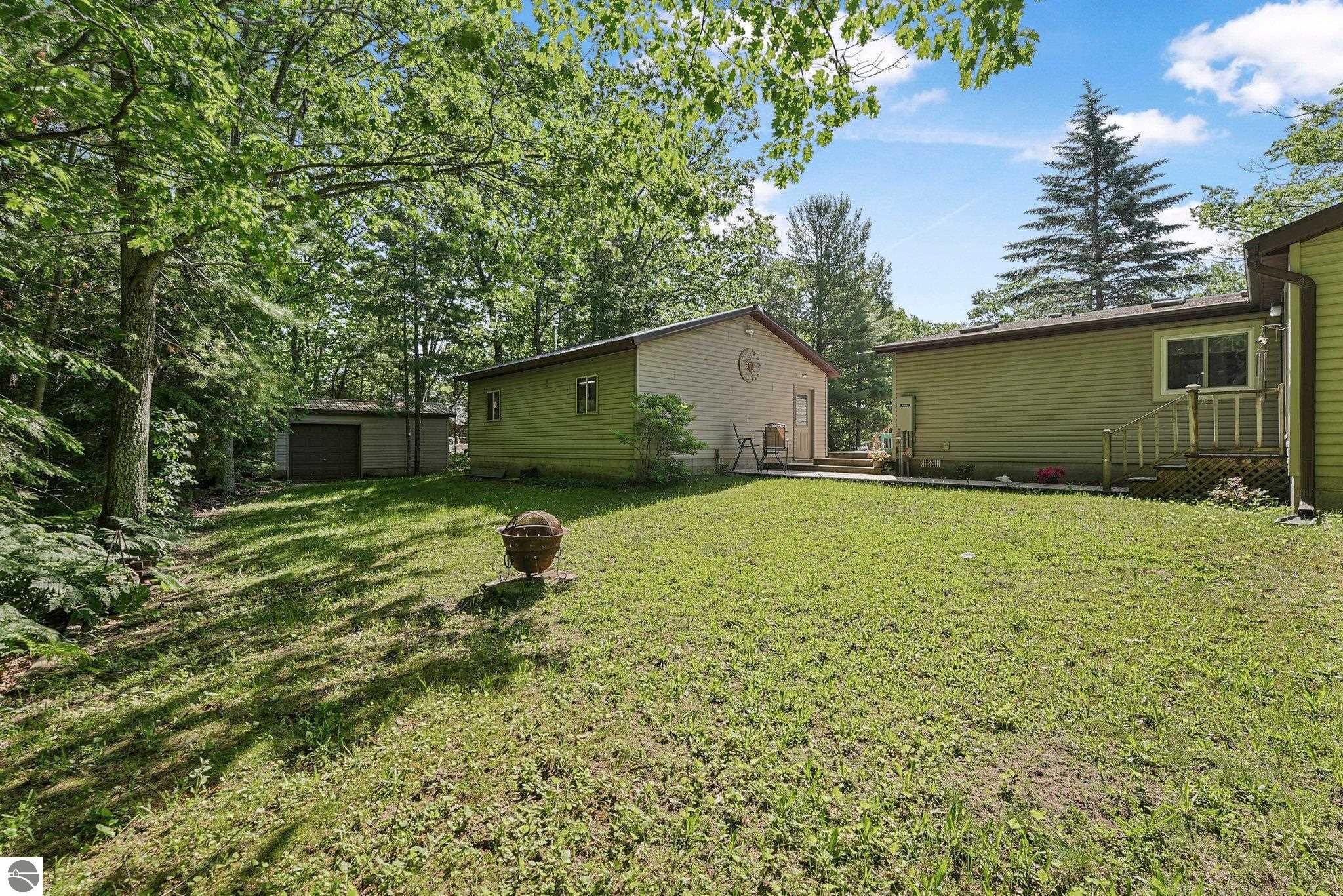 13035 N Forest Beach Shores