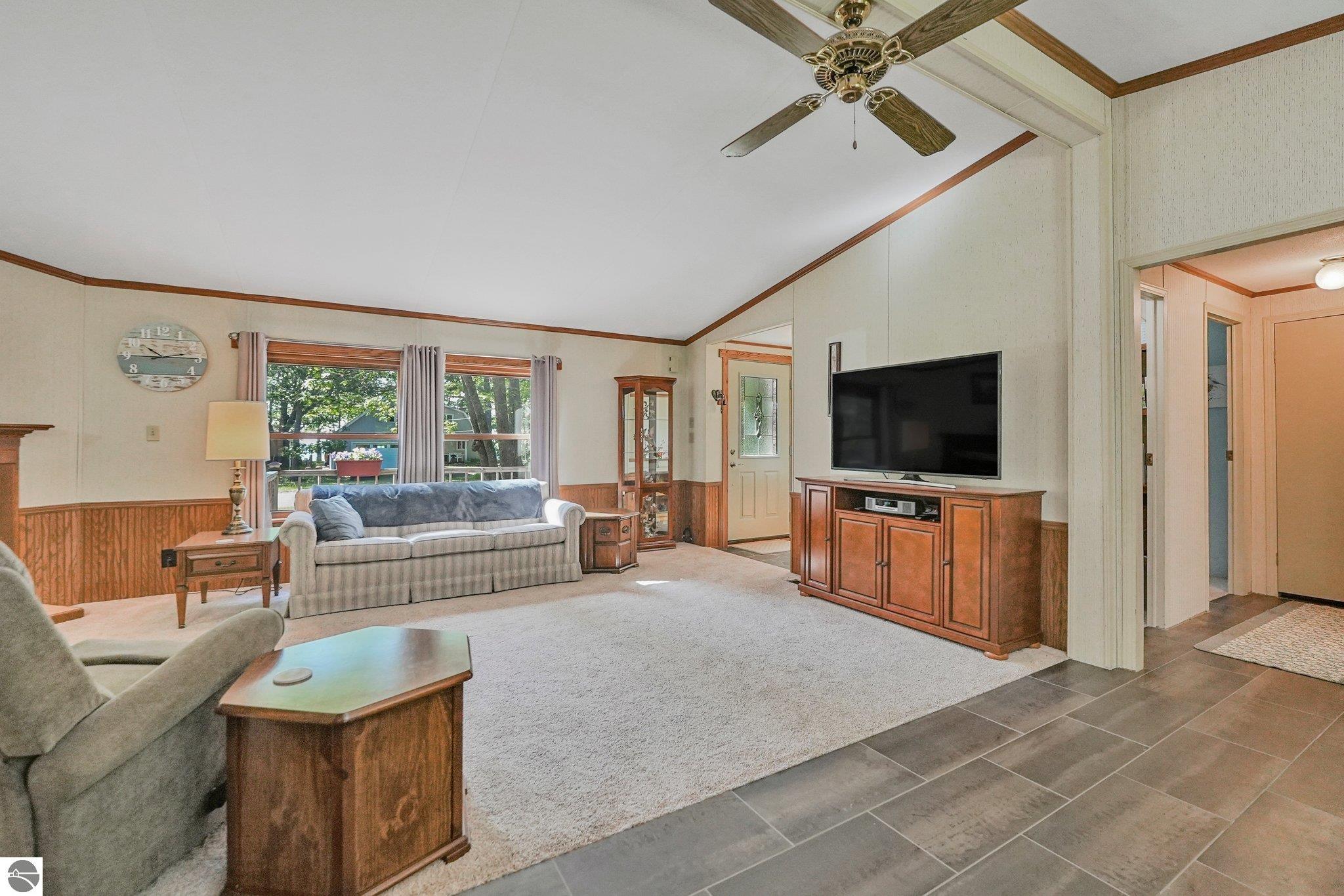 13035 N Forest Beach Shores