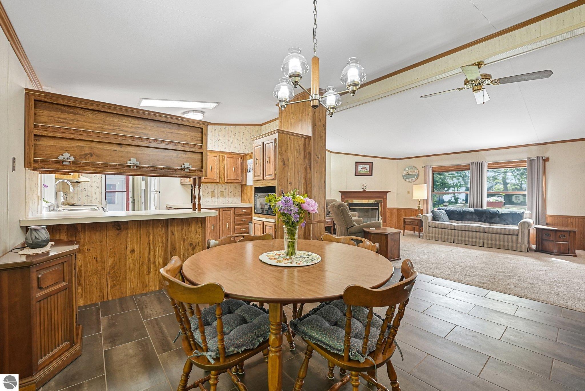 13035 N Forest Beach Shores