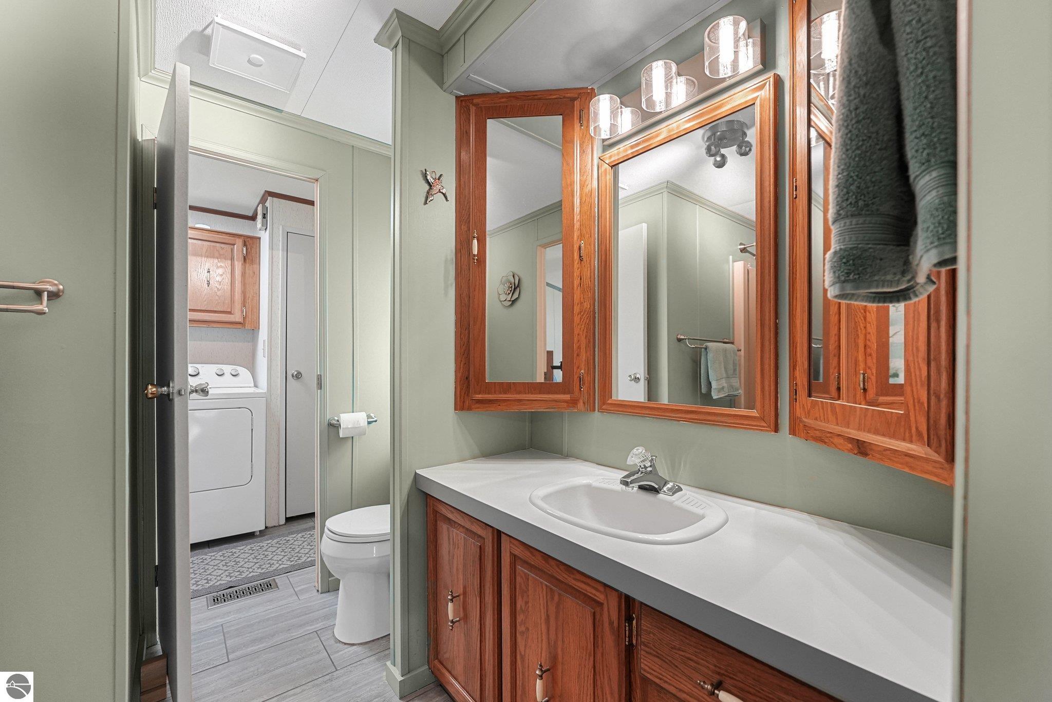 13035 N Forest Beach Shores