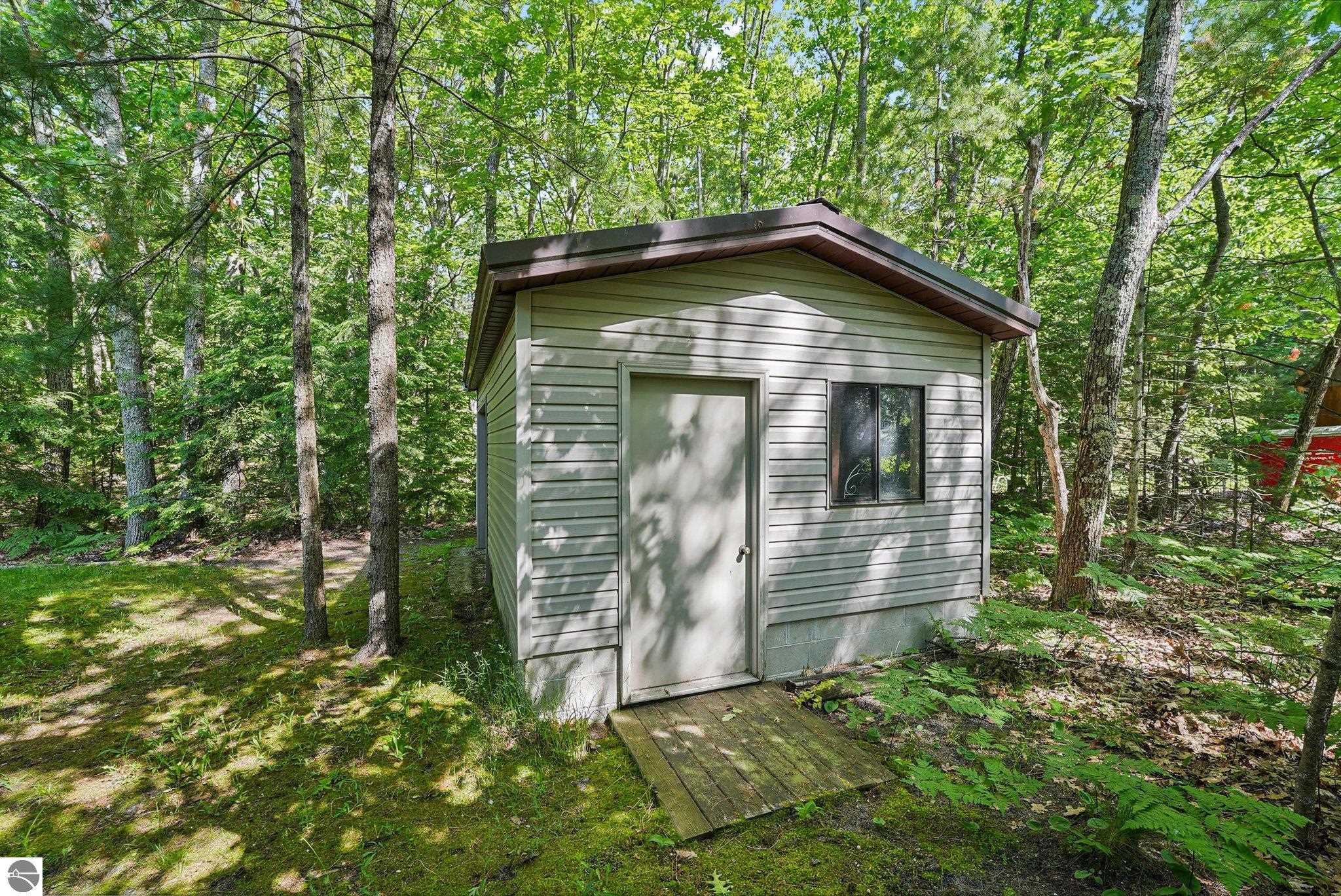 13035 N Forest Beach Shores