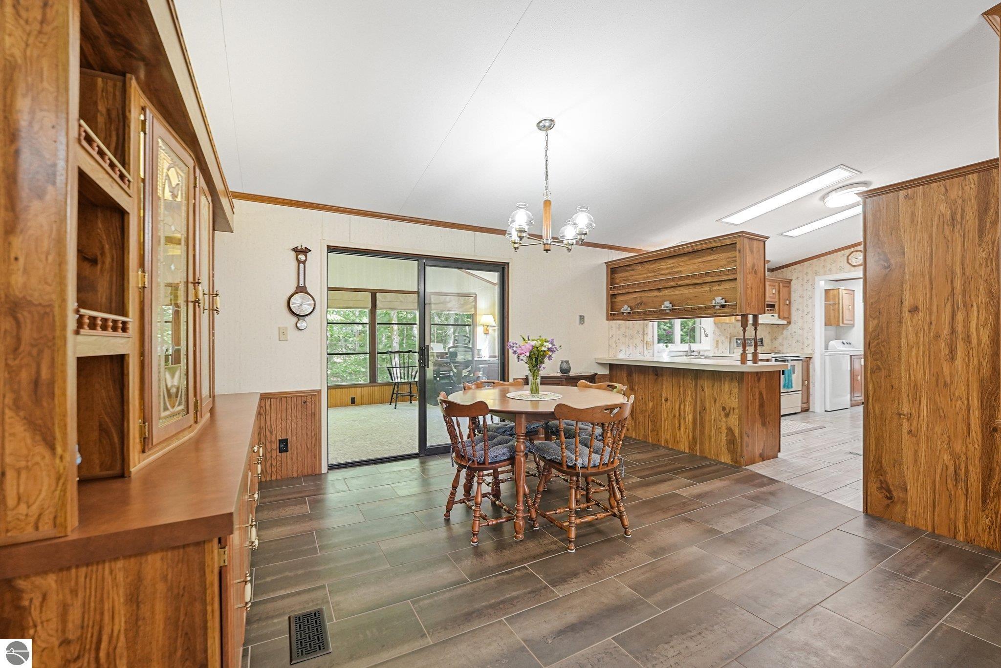 13035 N Forest Beach Shores