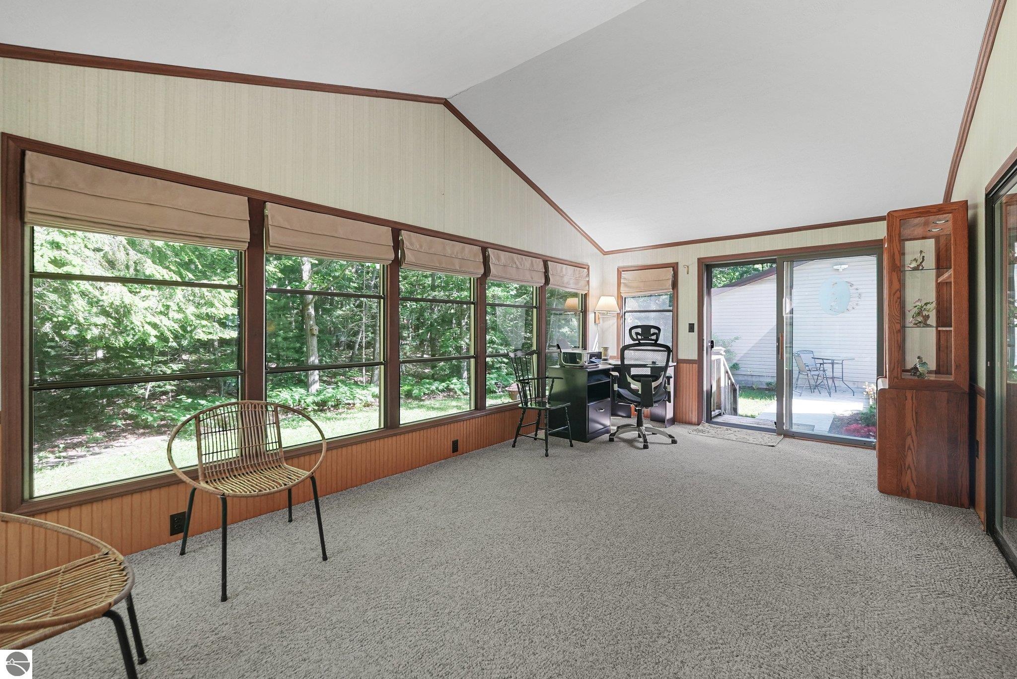 13035 N Forest Beach Shores