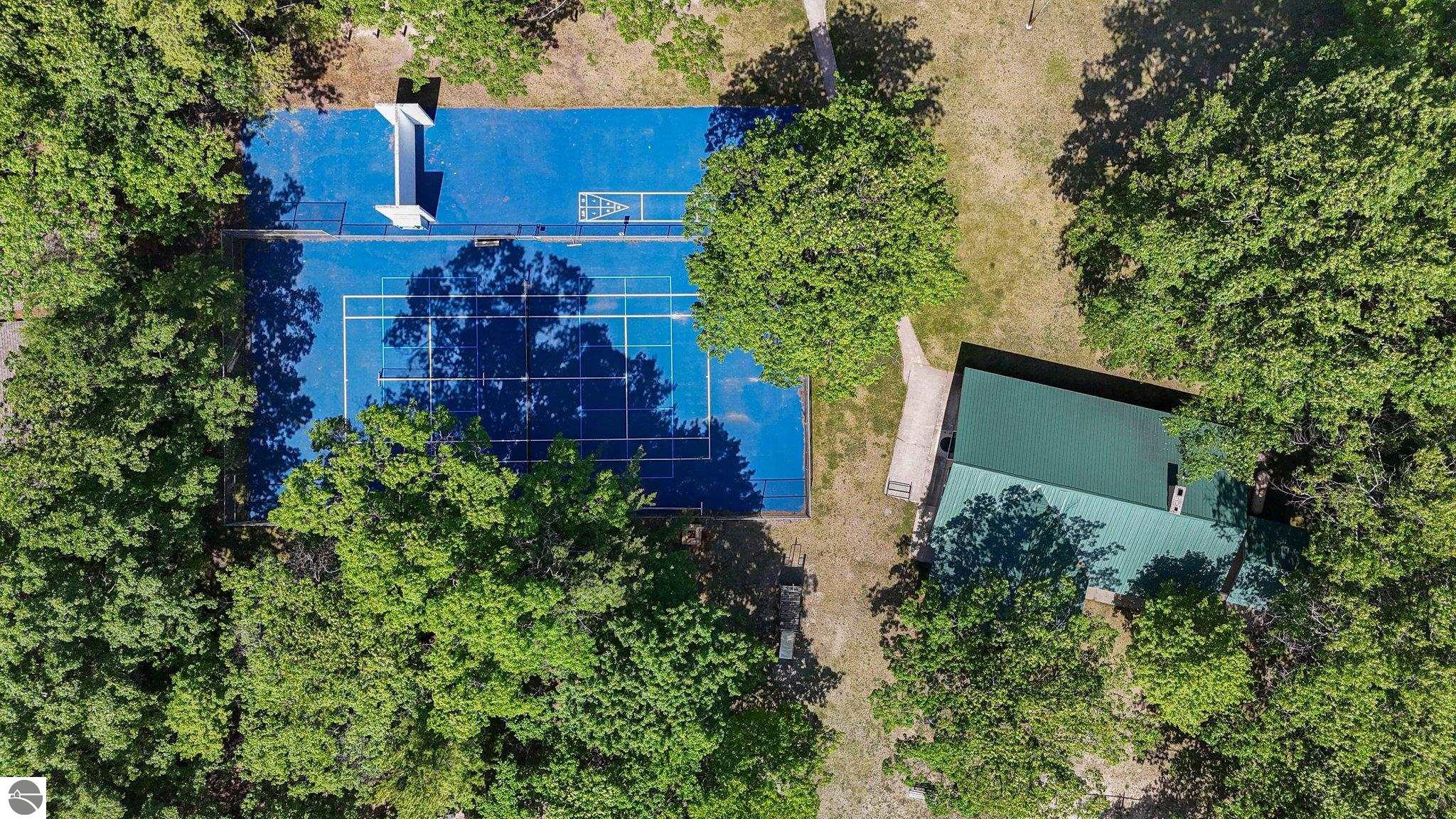 13035 N Forest Beach Shores