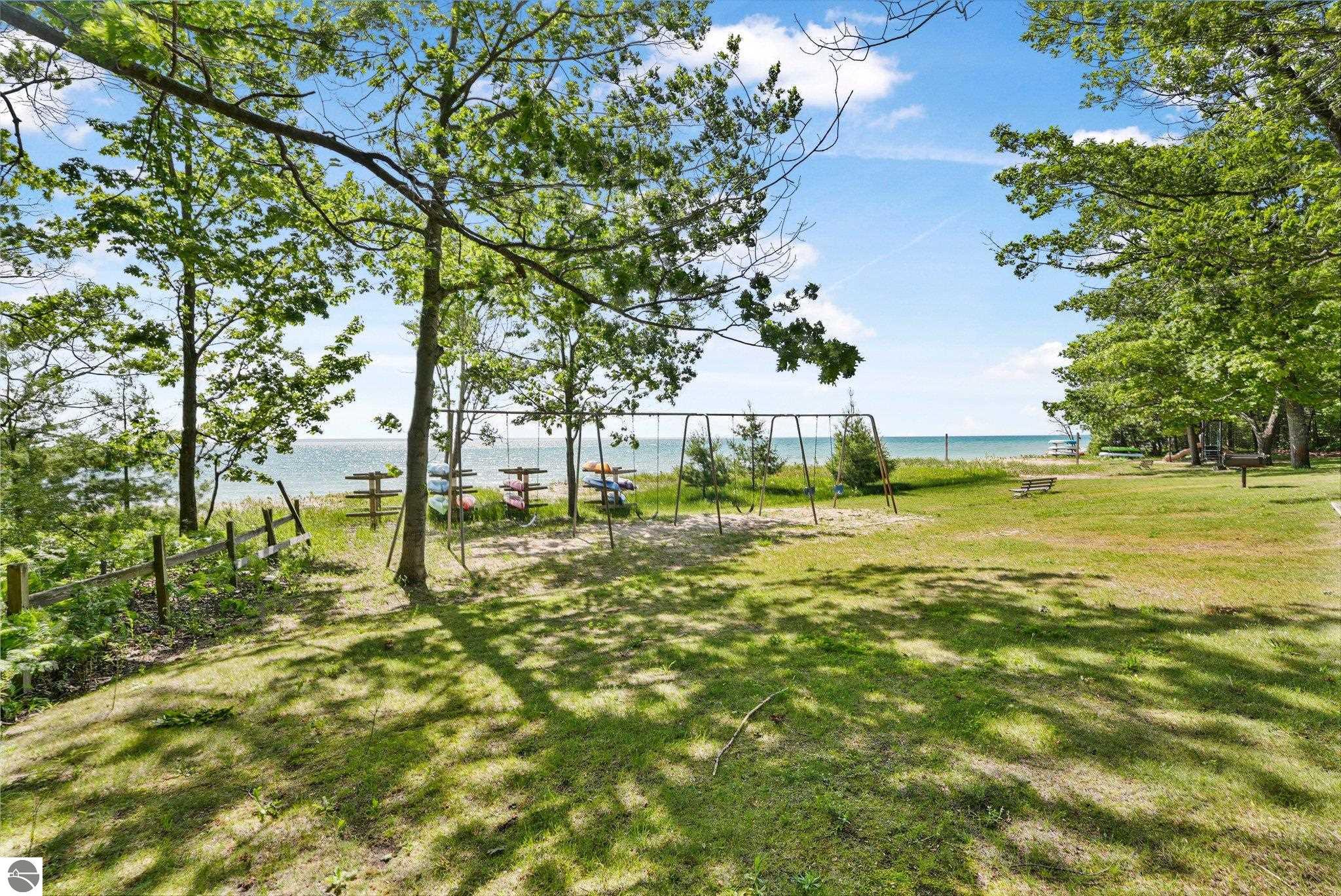 13035 N Forest Beach Shores