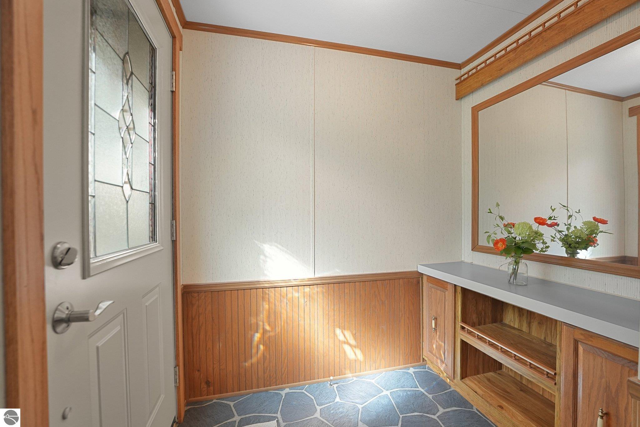 13035 N Forest Beach Shores