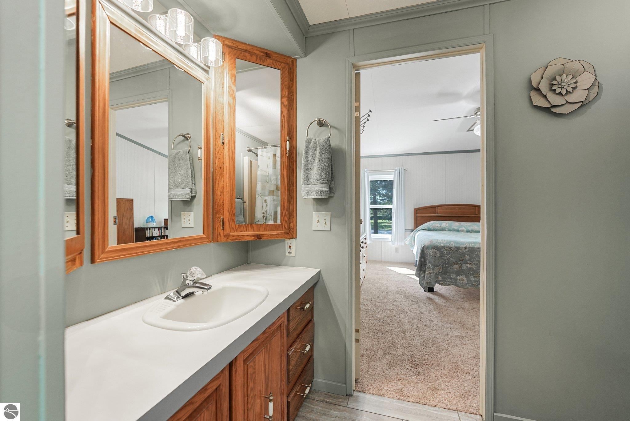 13035 N Forest Beach Shores