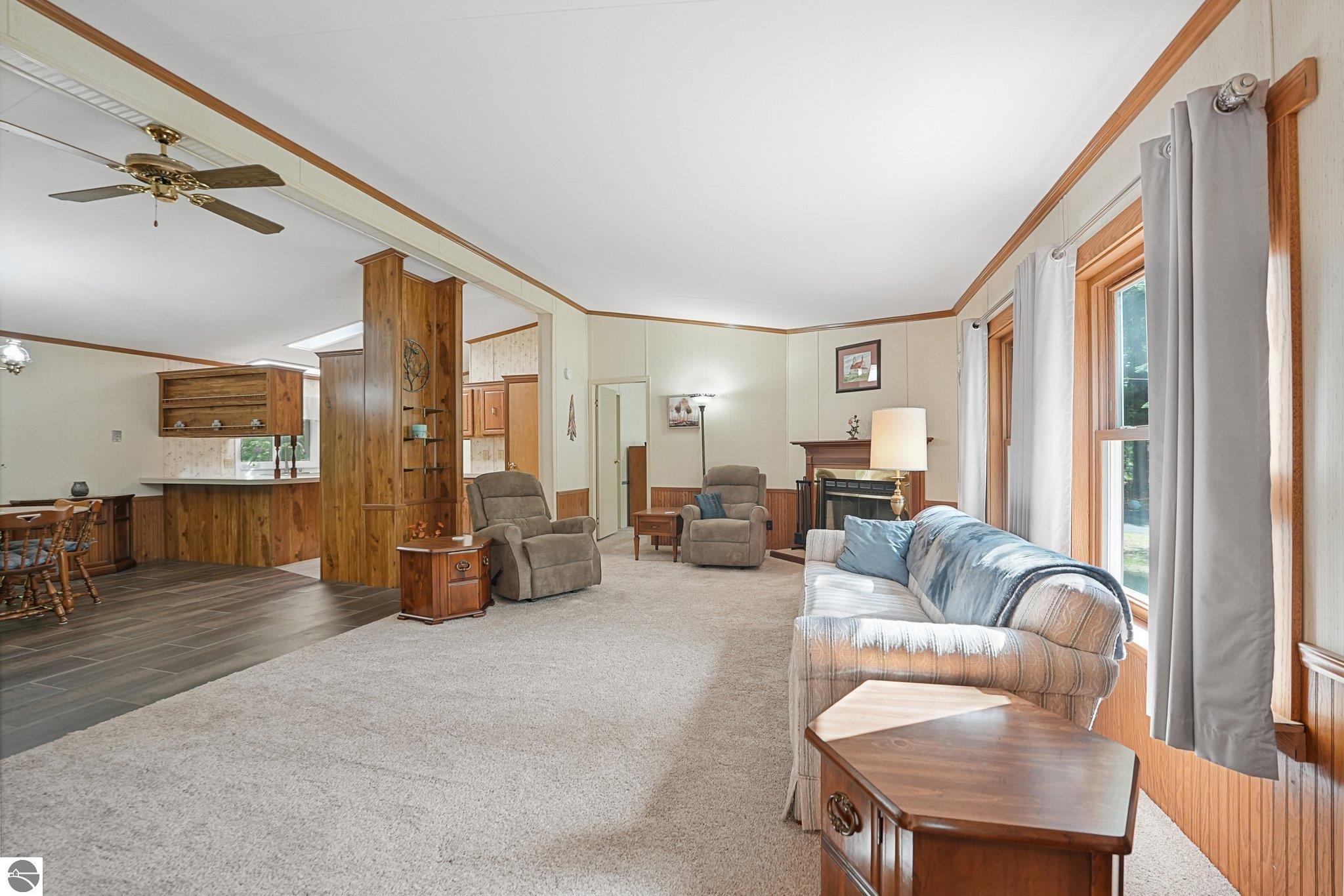 13035 N Forest Beach Shores