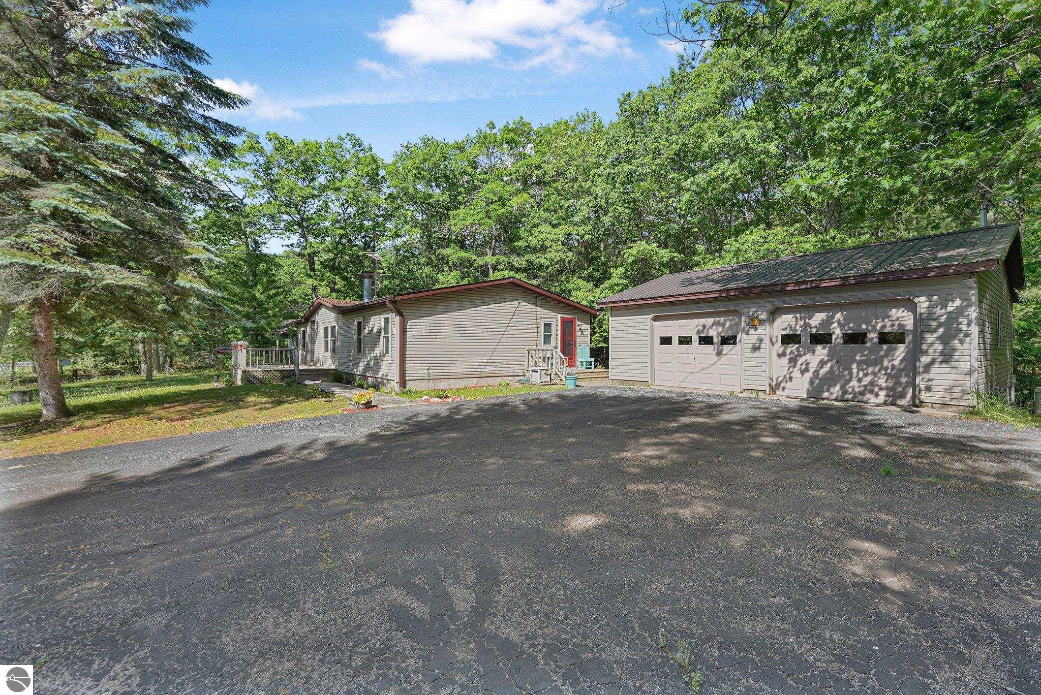 13035 N Forest Beach Shores