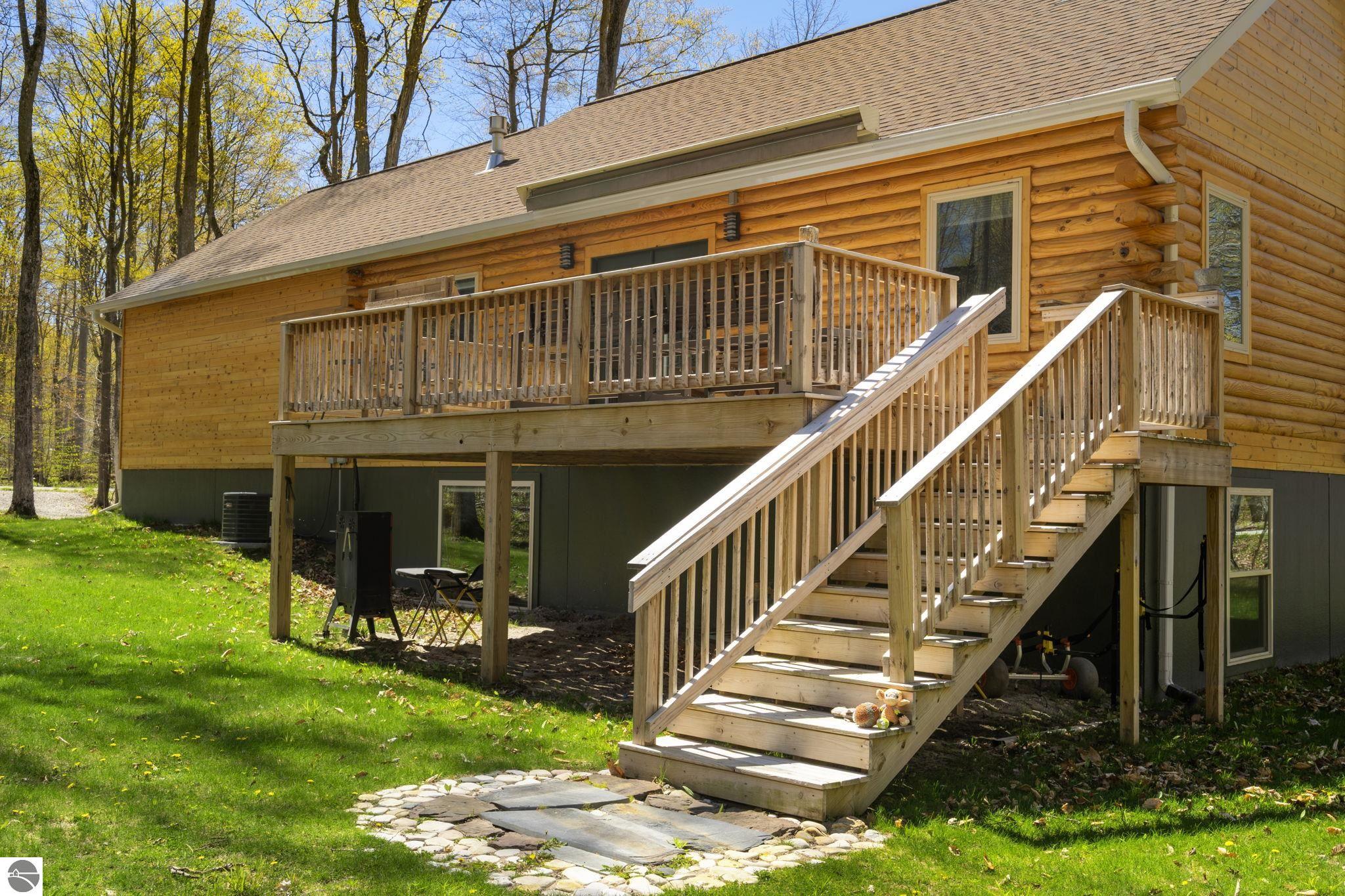 2558 E Sugar Maple