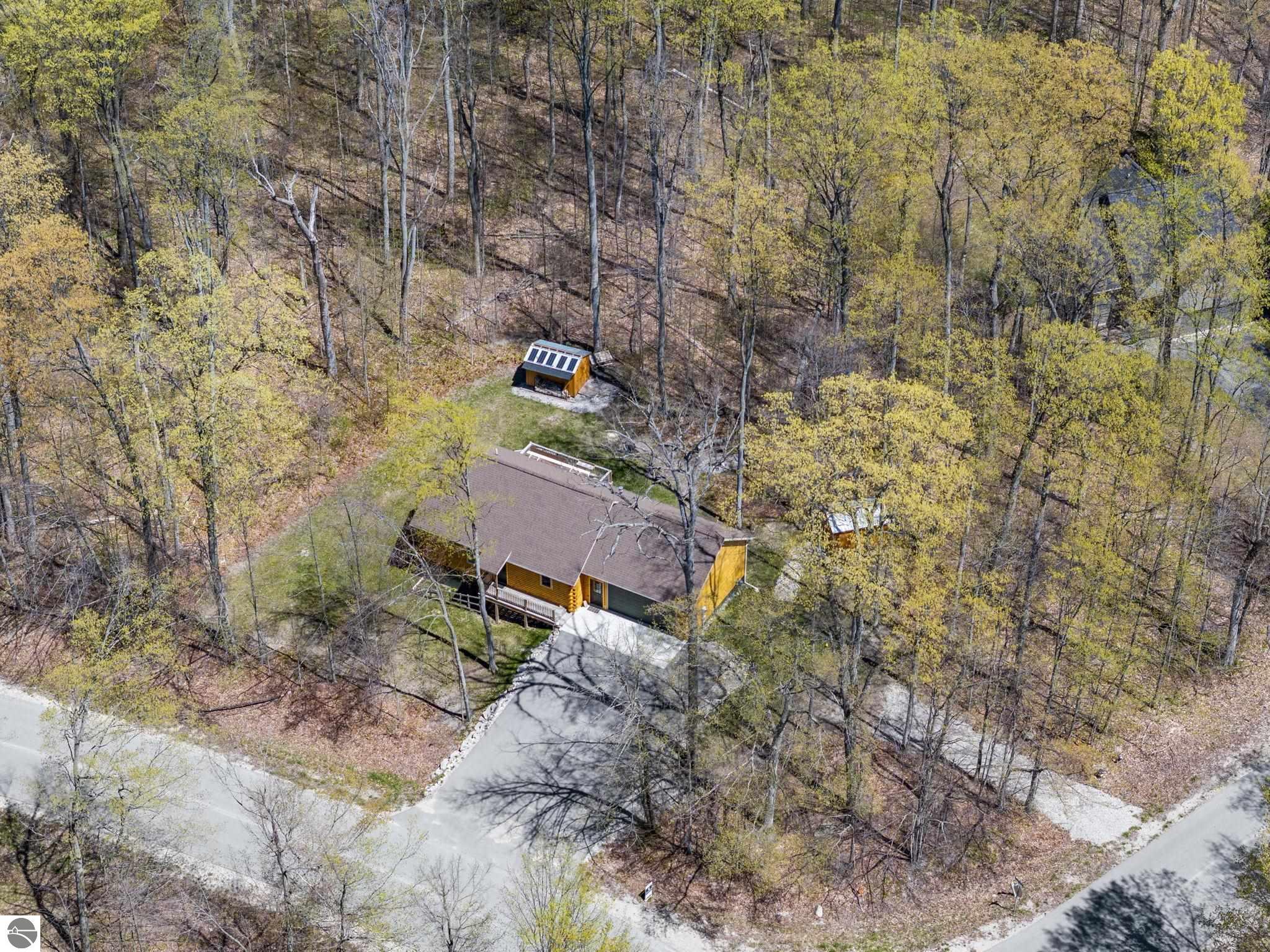 2558 E Sugar Maple