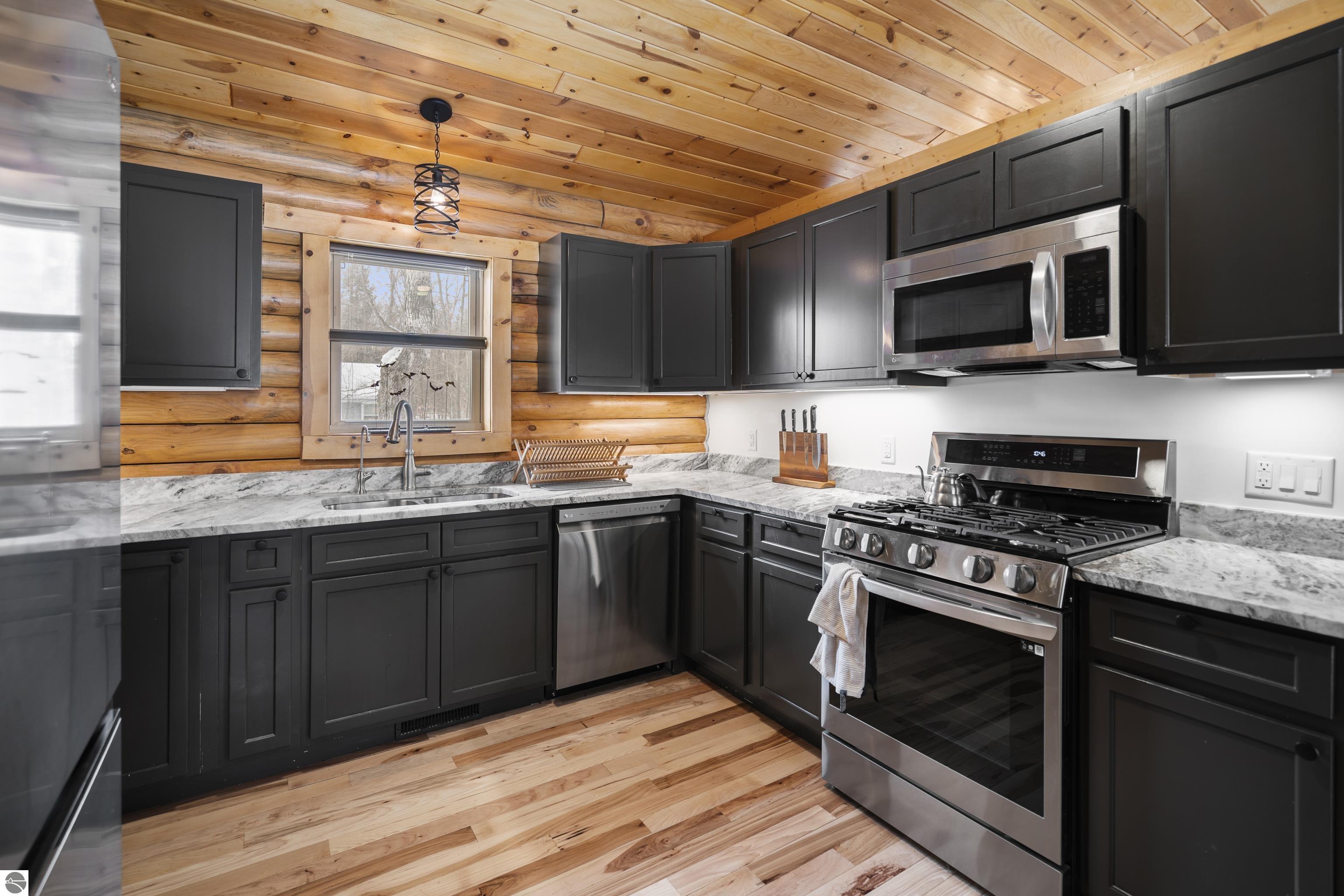 2558 E Sugar Maple