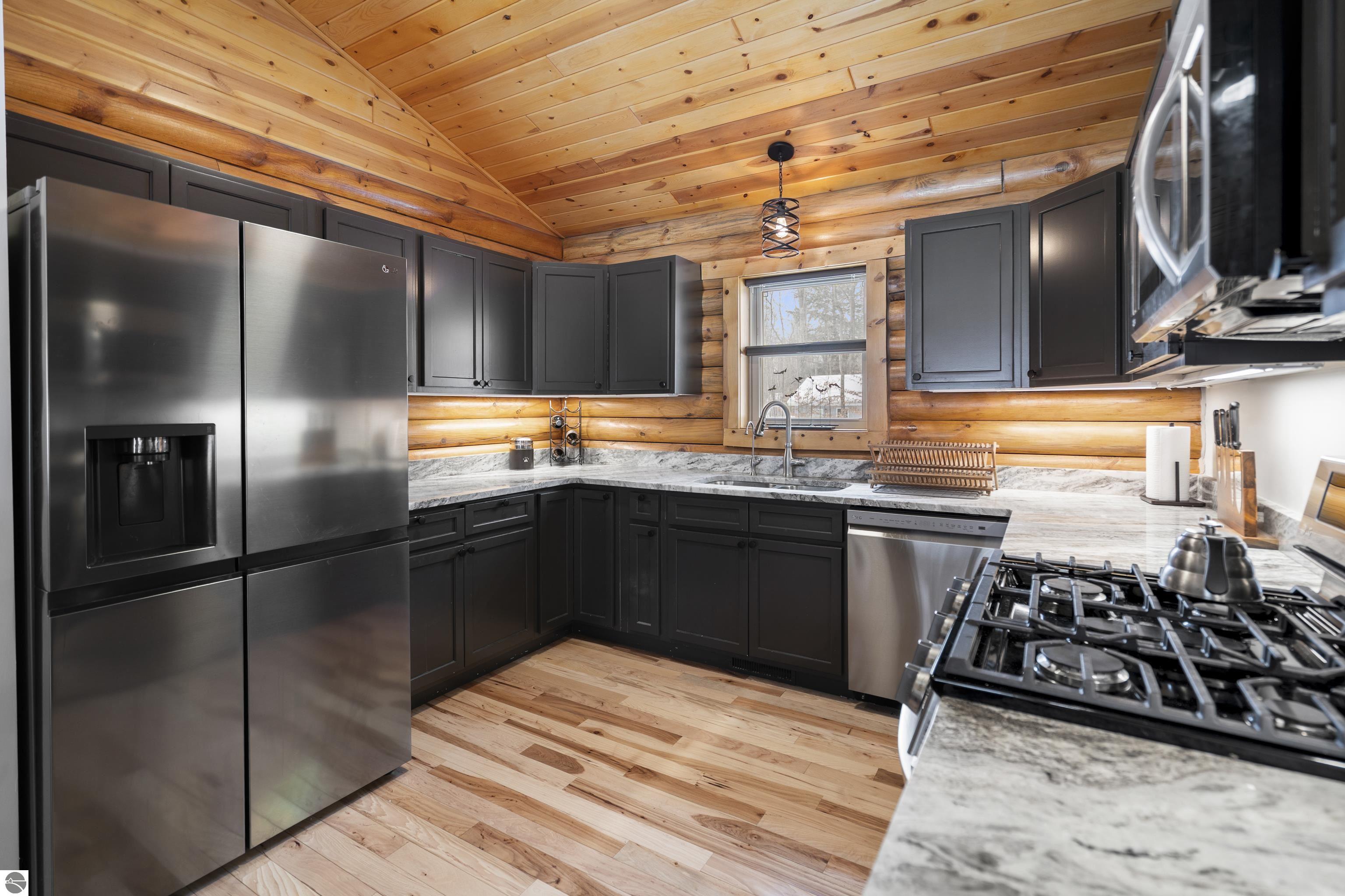 2558 E Sugar Maple