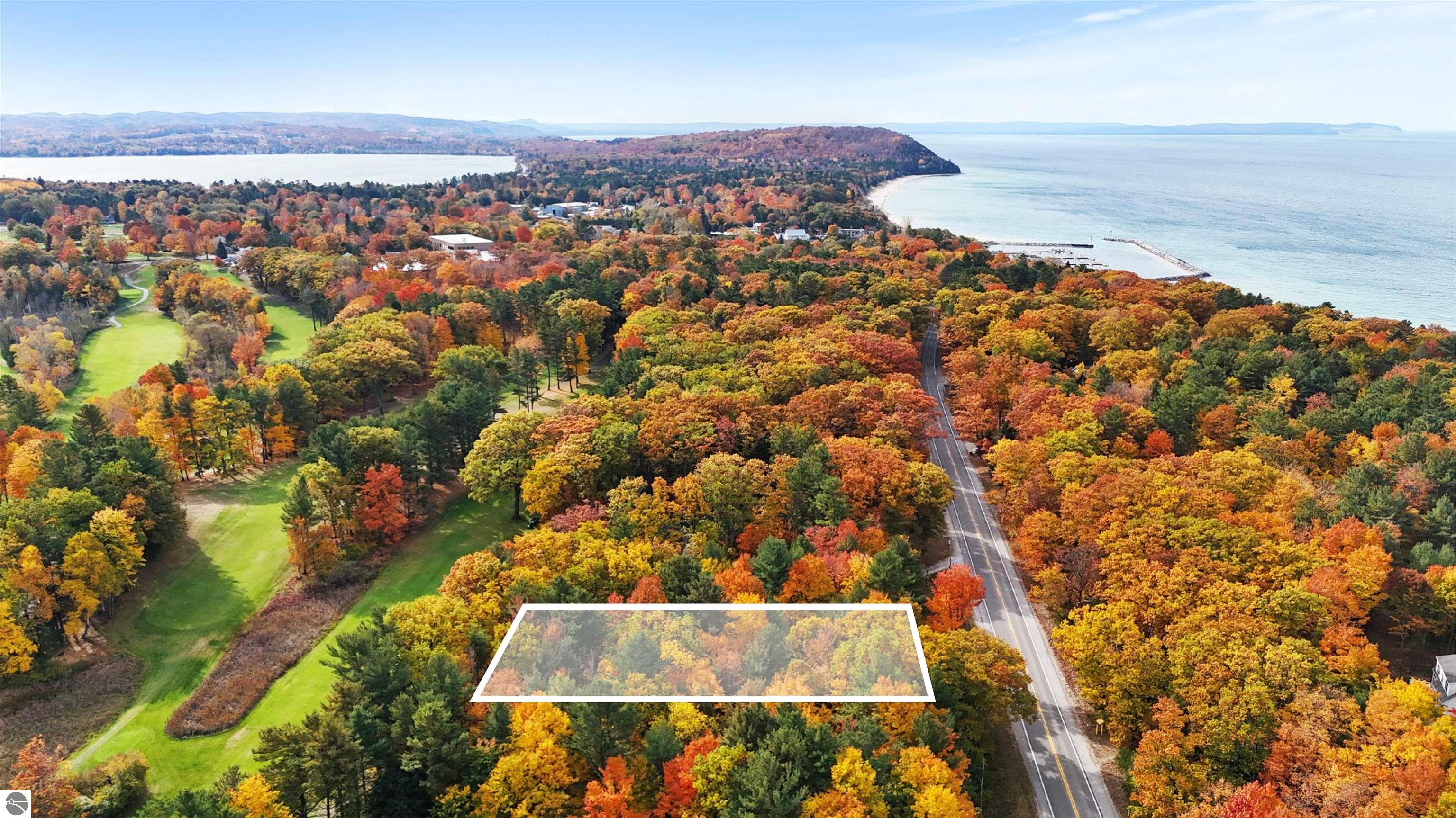 Lot 11 N Country Club Commons