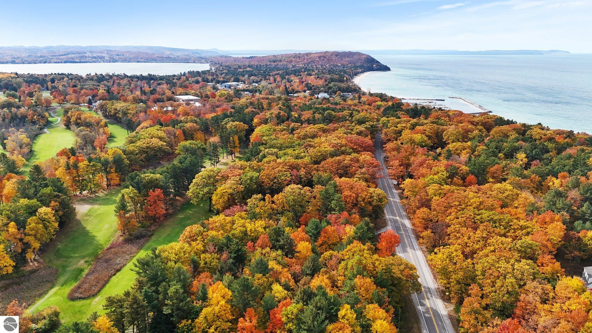 Lot 11 N Country Club Commons