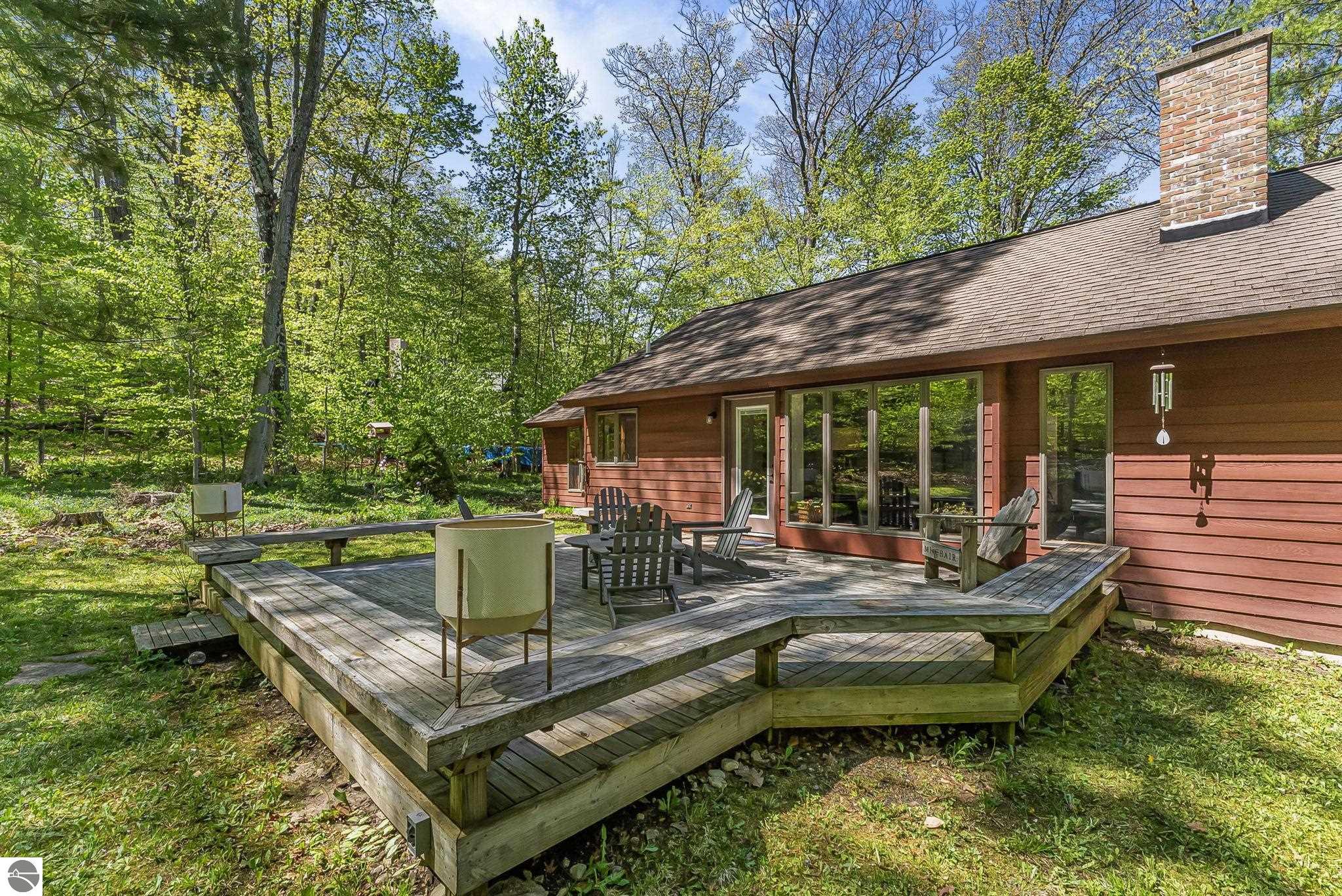 4021 E Oxford Drive