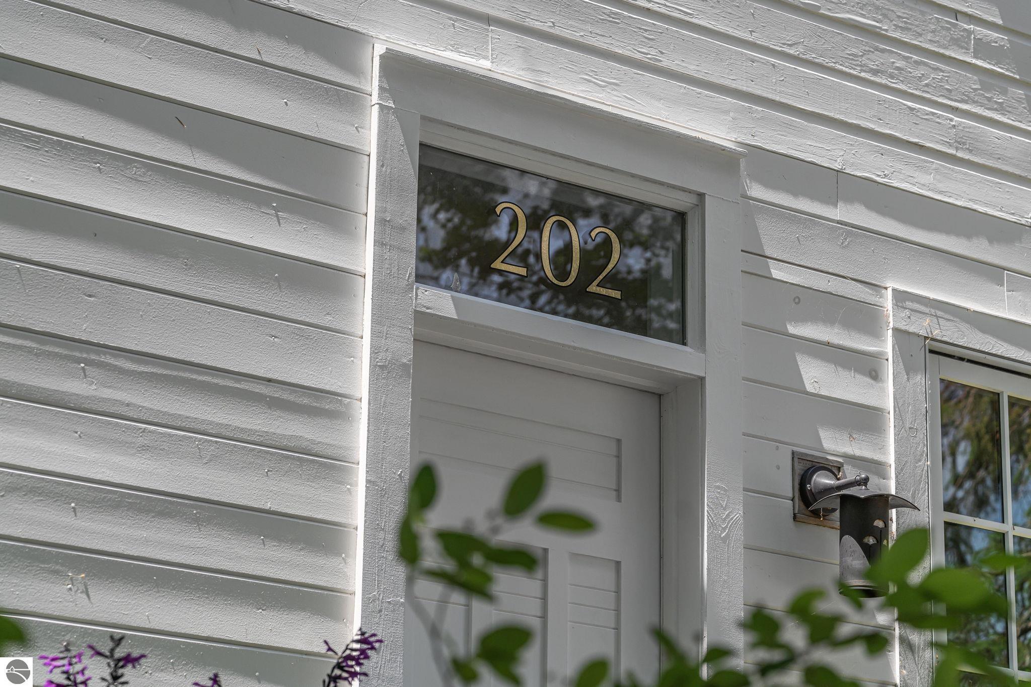 202 S Saint Joseph