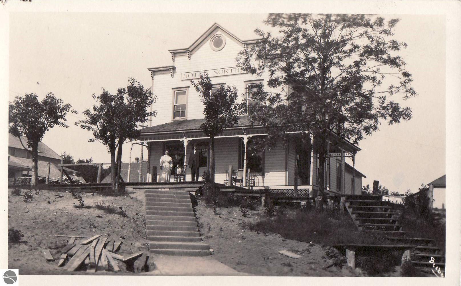 202 S Saint Joseph