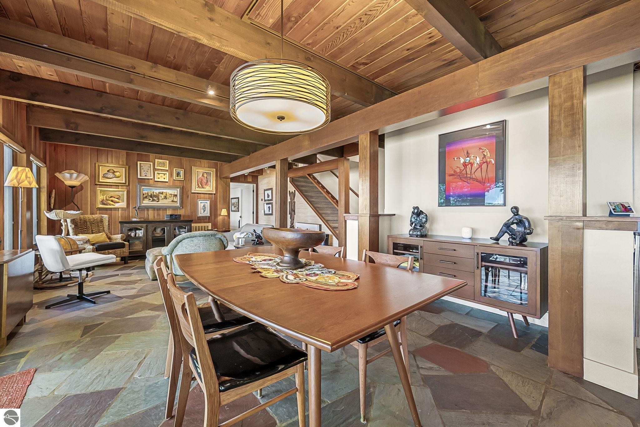 3387 N Lake Leelanau