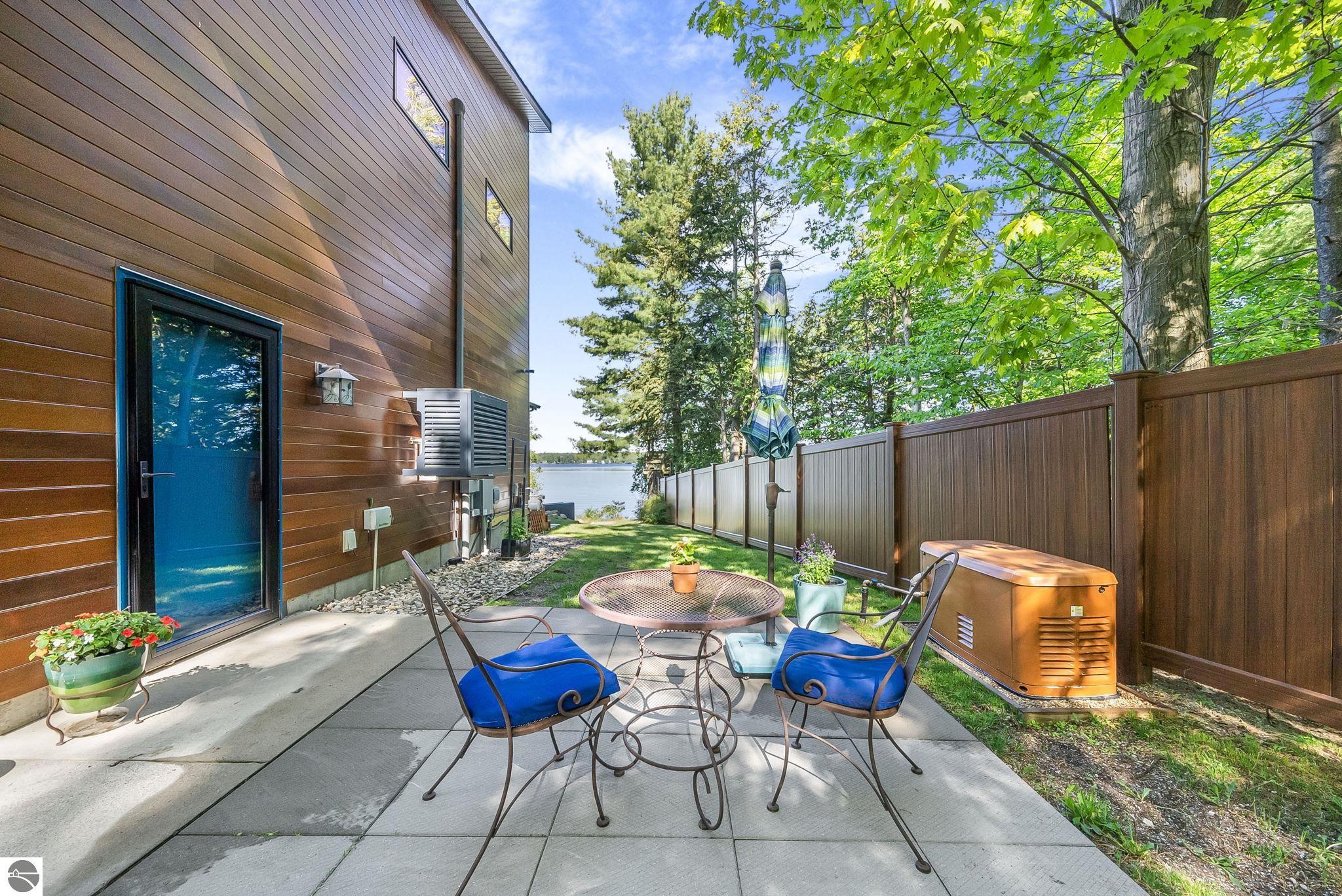 3387 N Lake Leelanau