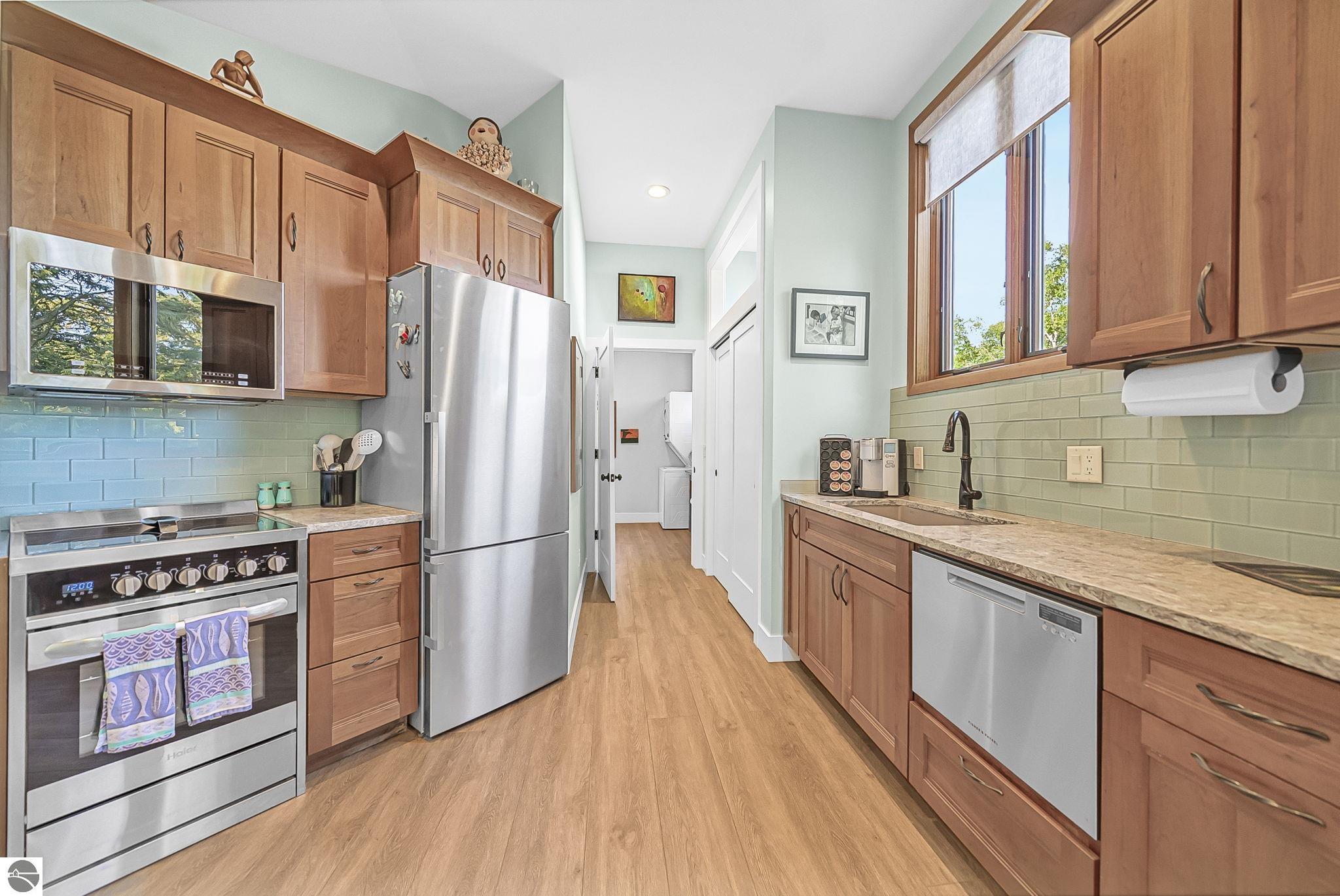 3387 N Lake Leelanau