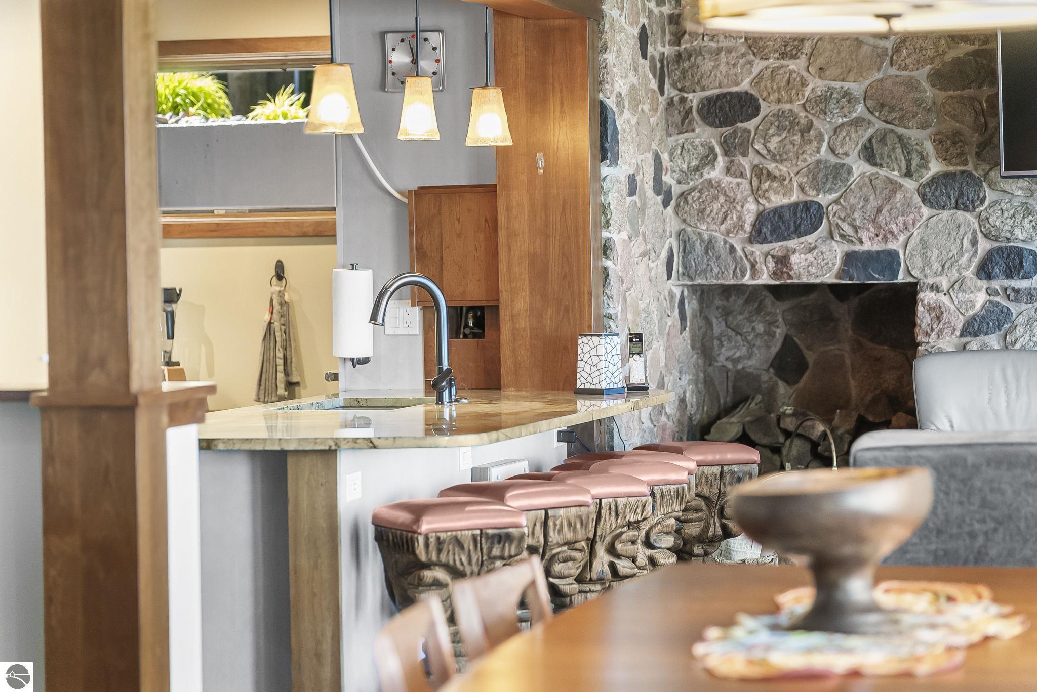 3387 N Lake Leelanau