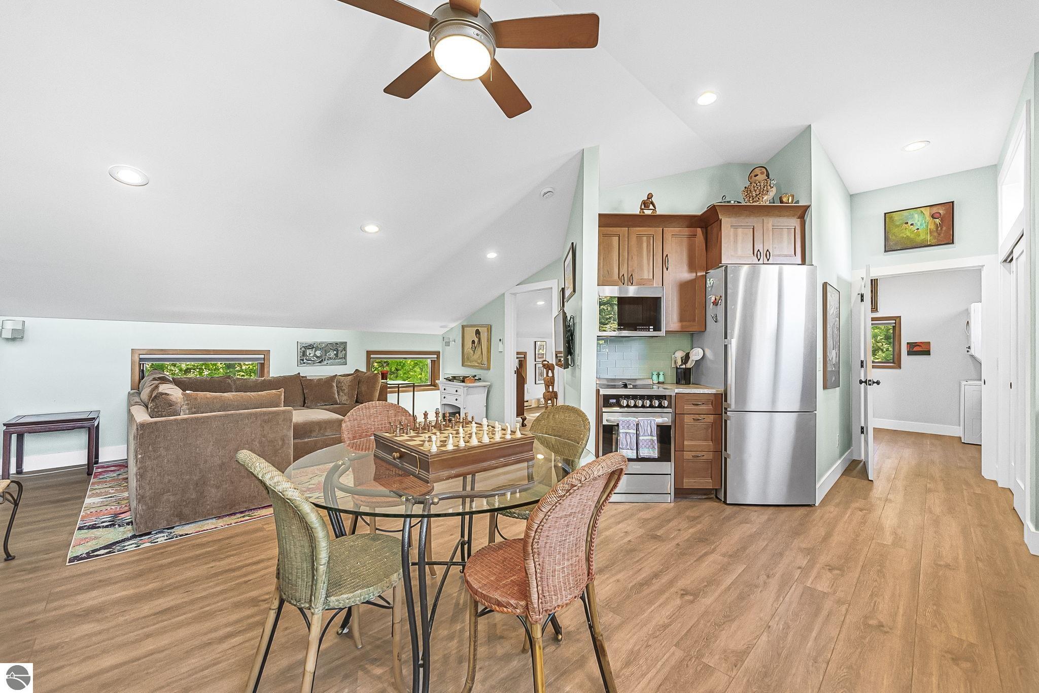 3387 N Lake Leelanau