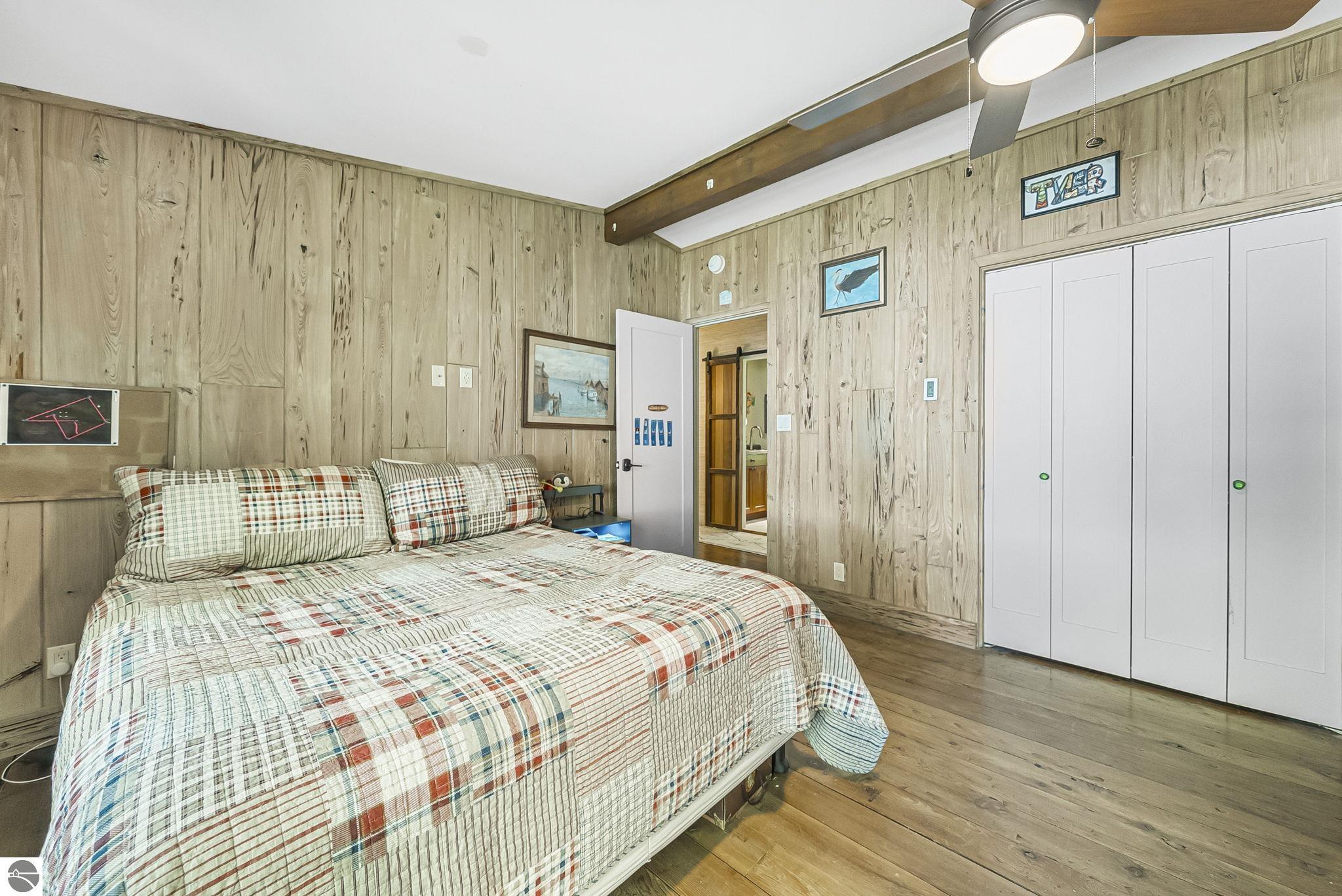 3387 N Lake Leelanau