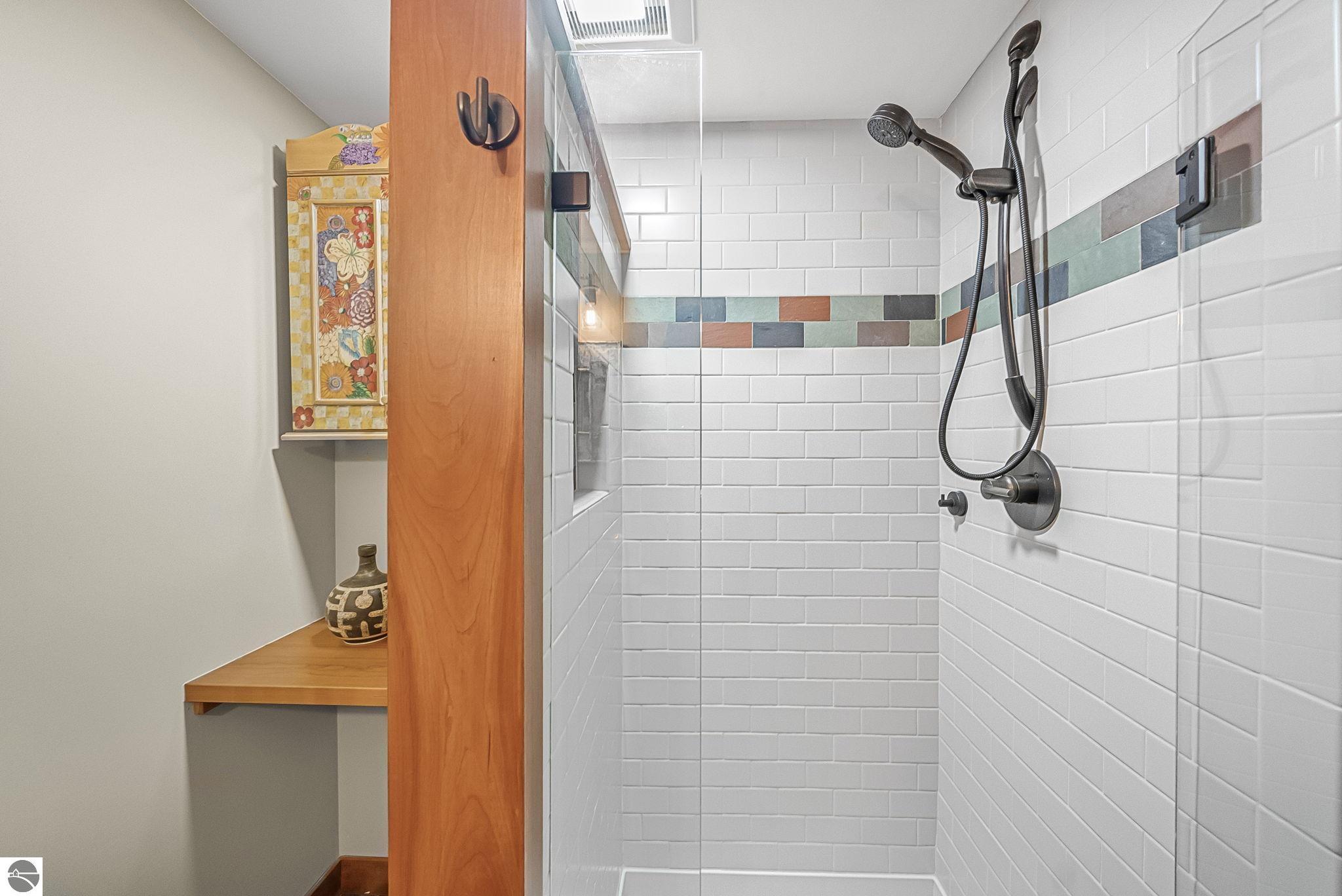 3387 N Lake Leelanau