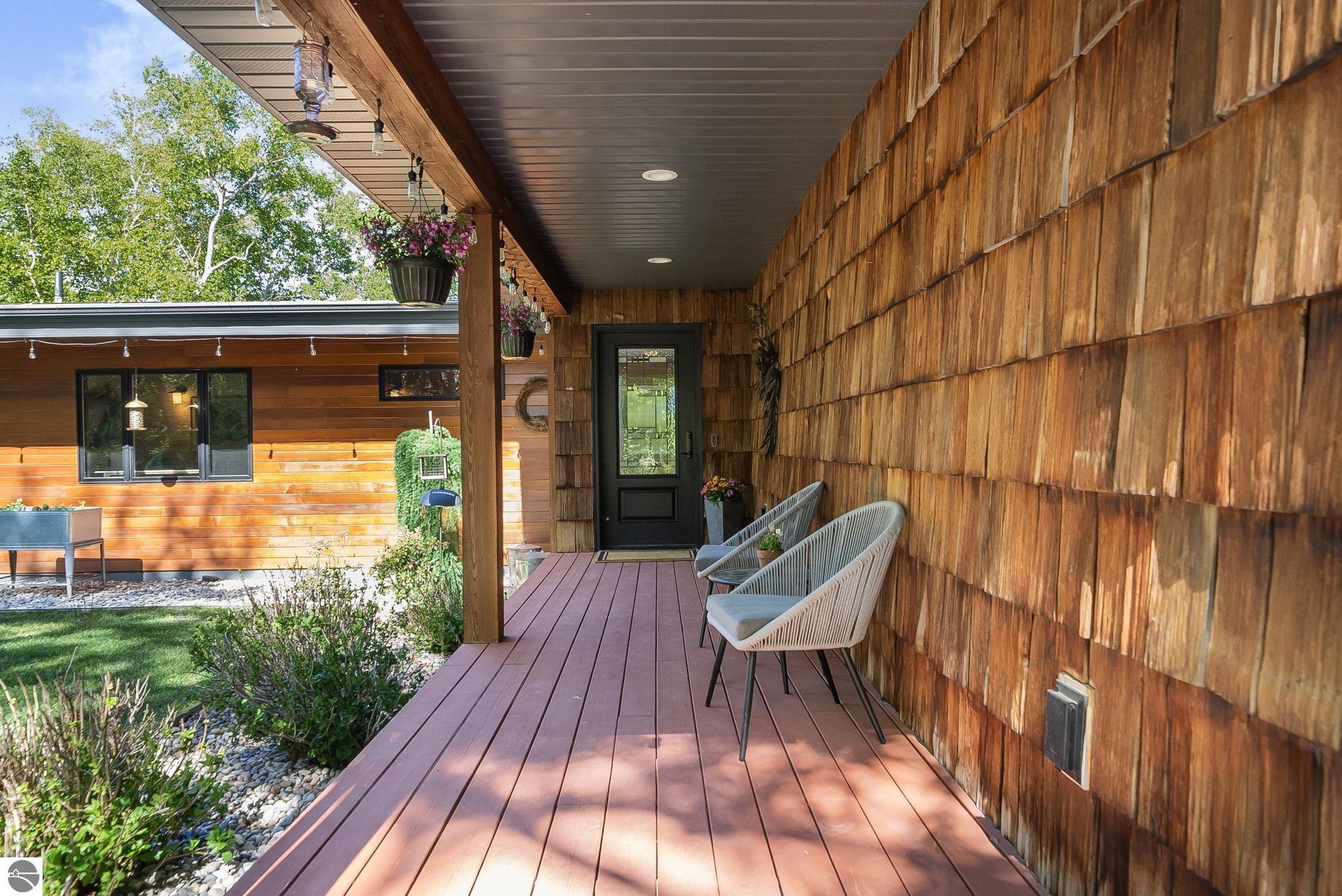 3387 N Lake Leelanau
