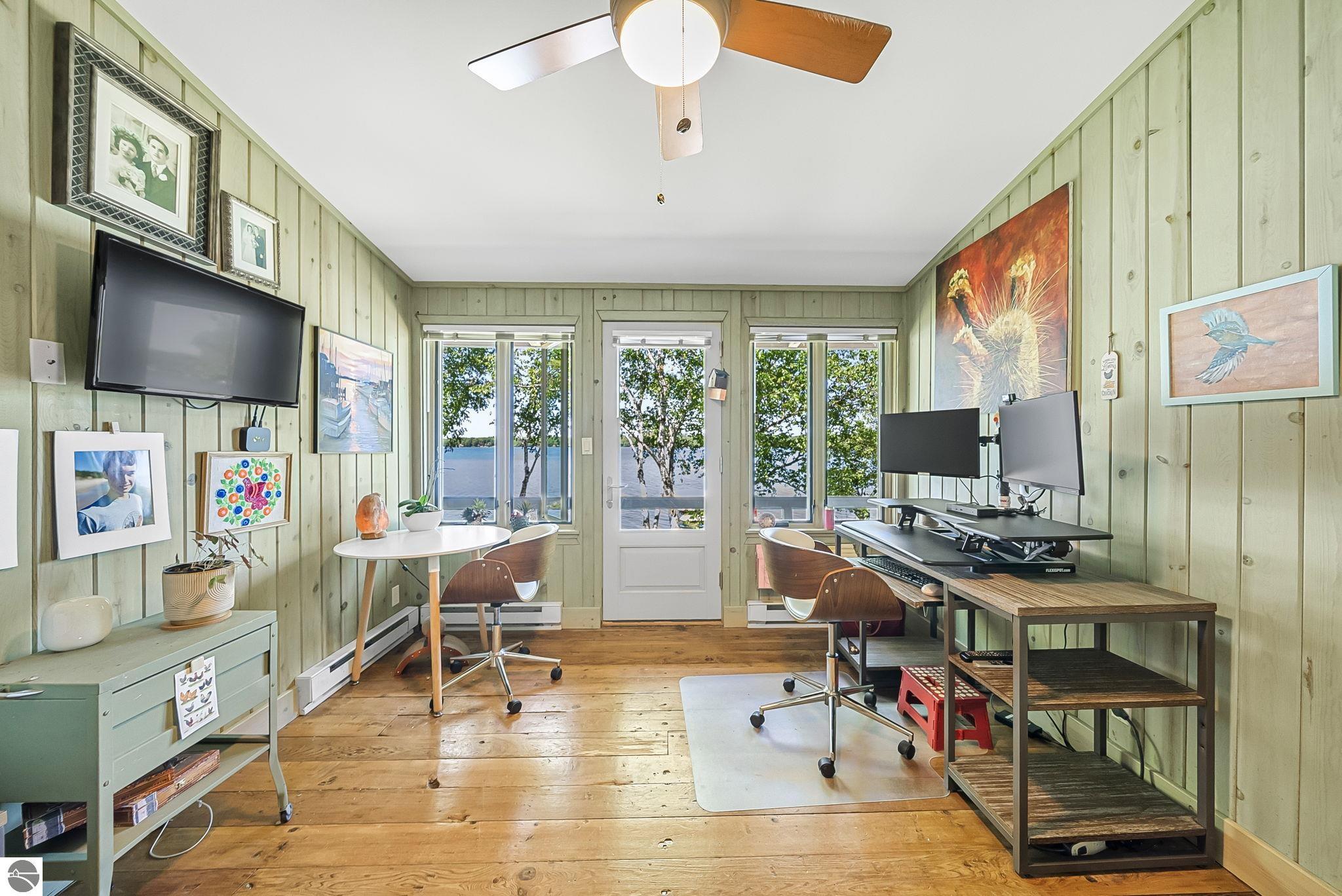 3387 N Lake Leelanau