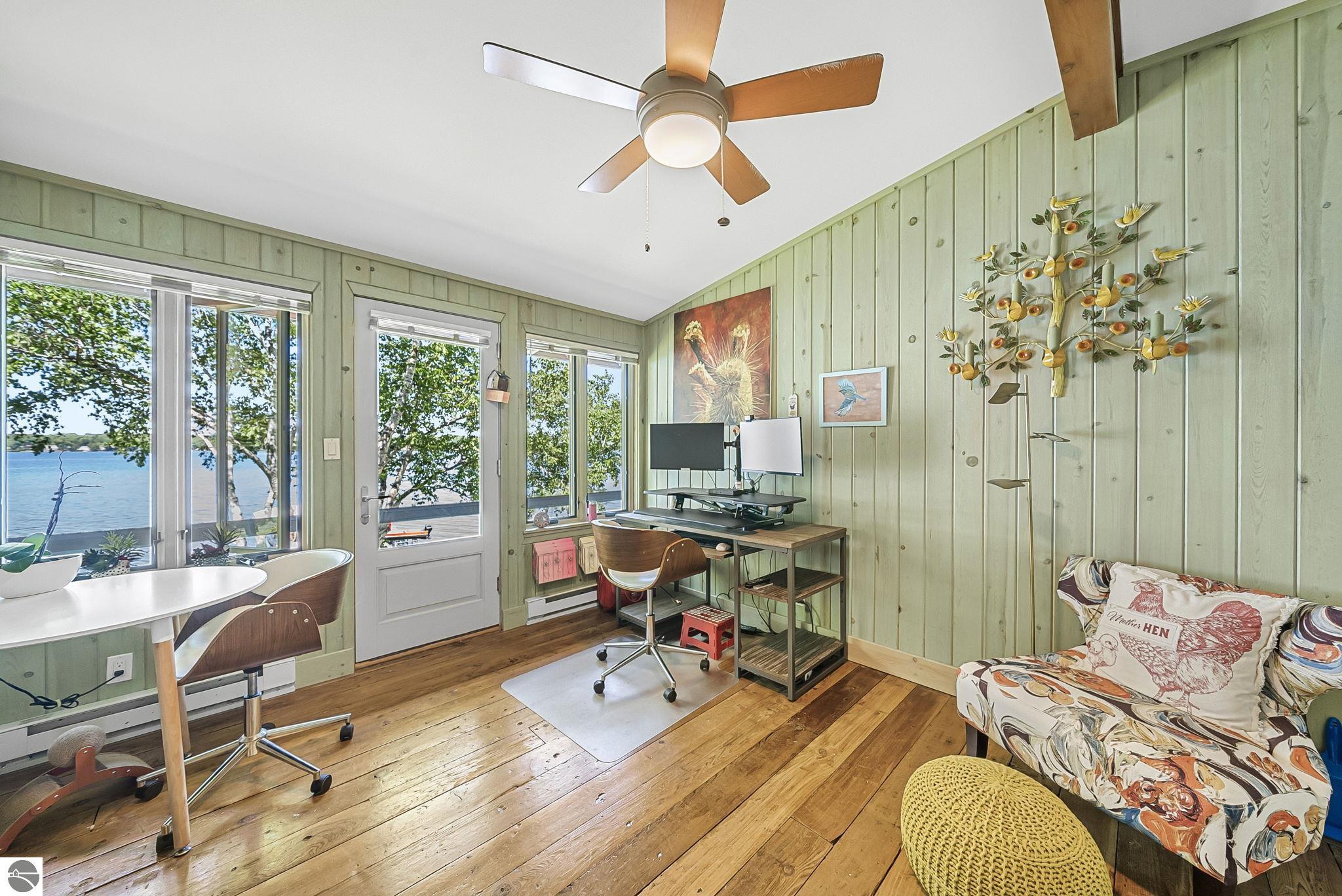 3387 N Lake Leelanau