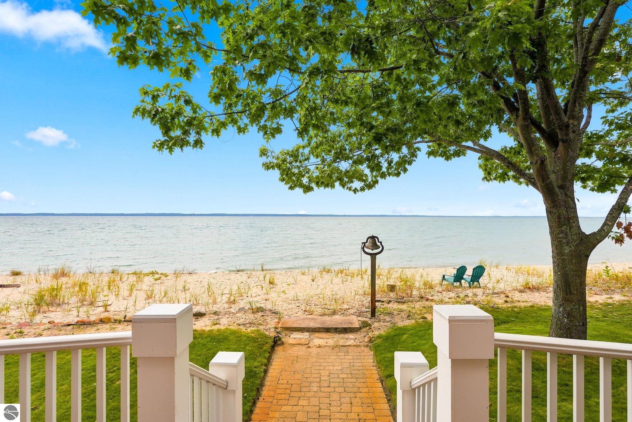 13700 N Forest Beach Shores