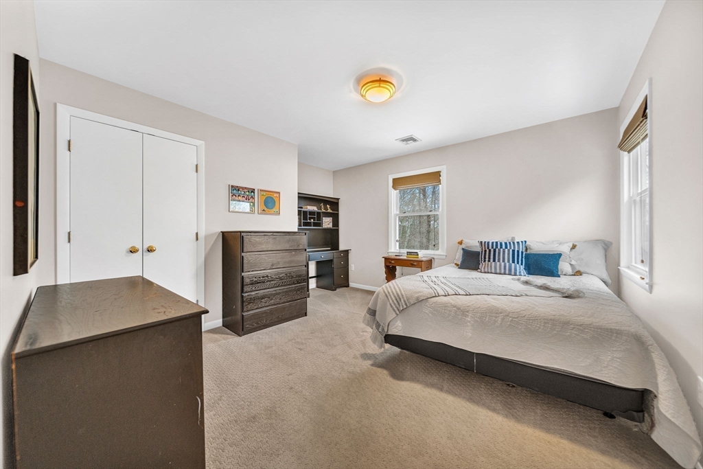 90 Elmwood Rd