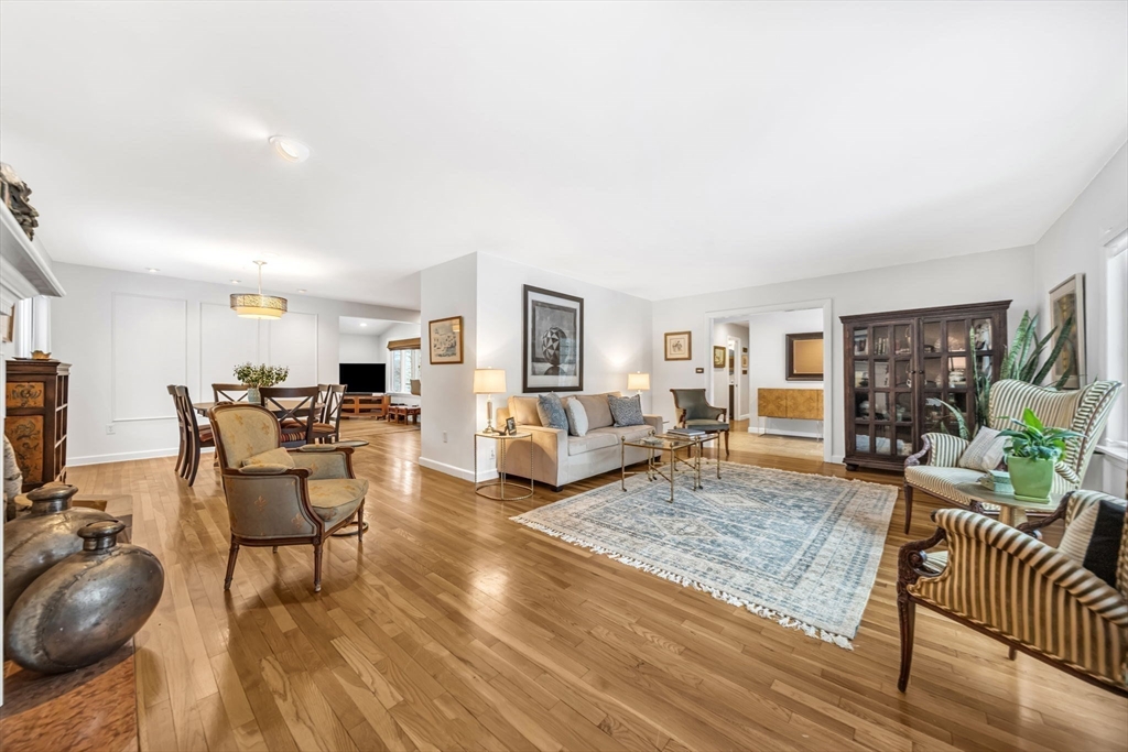 90 Elmwood Rd