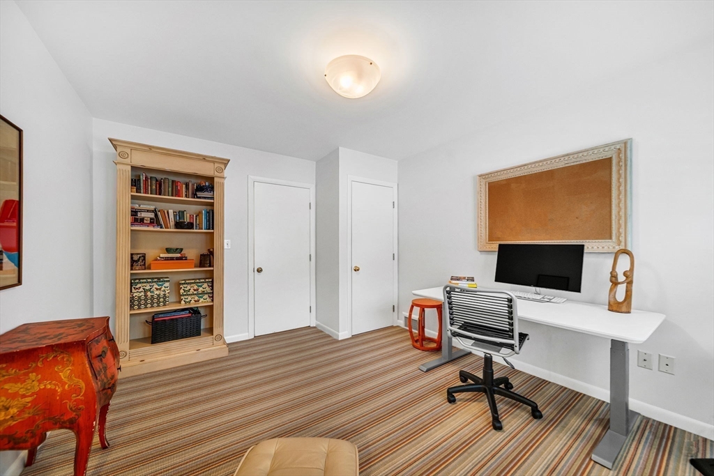 90 Elmwood Rd