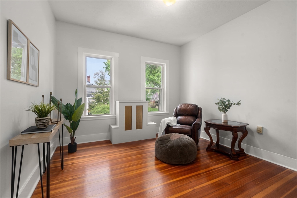 14 Center St # 3