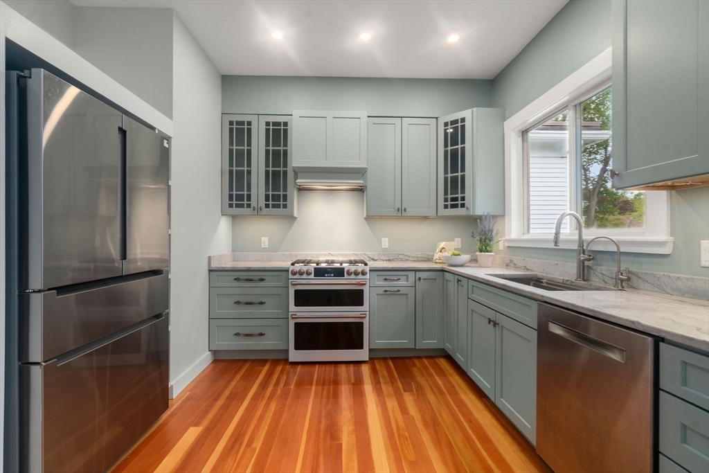 14 Center St # 3