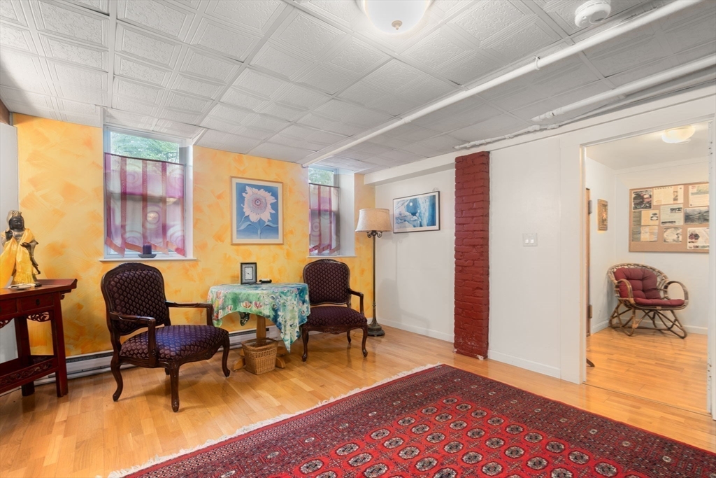 14 Center St # 3